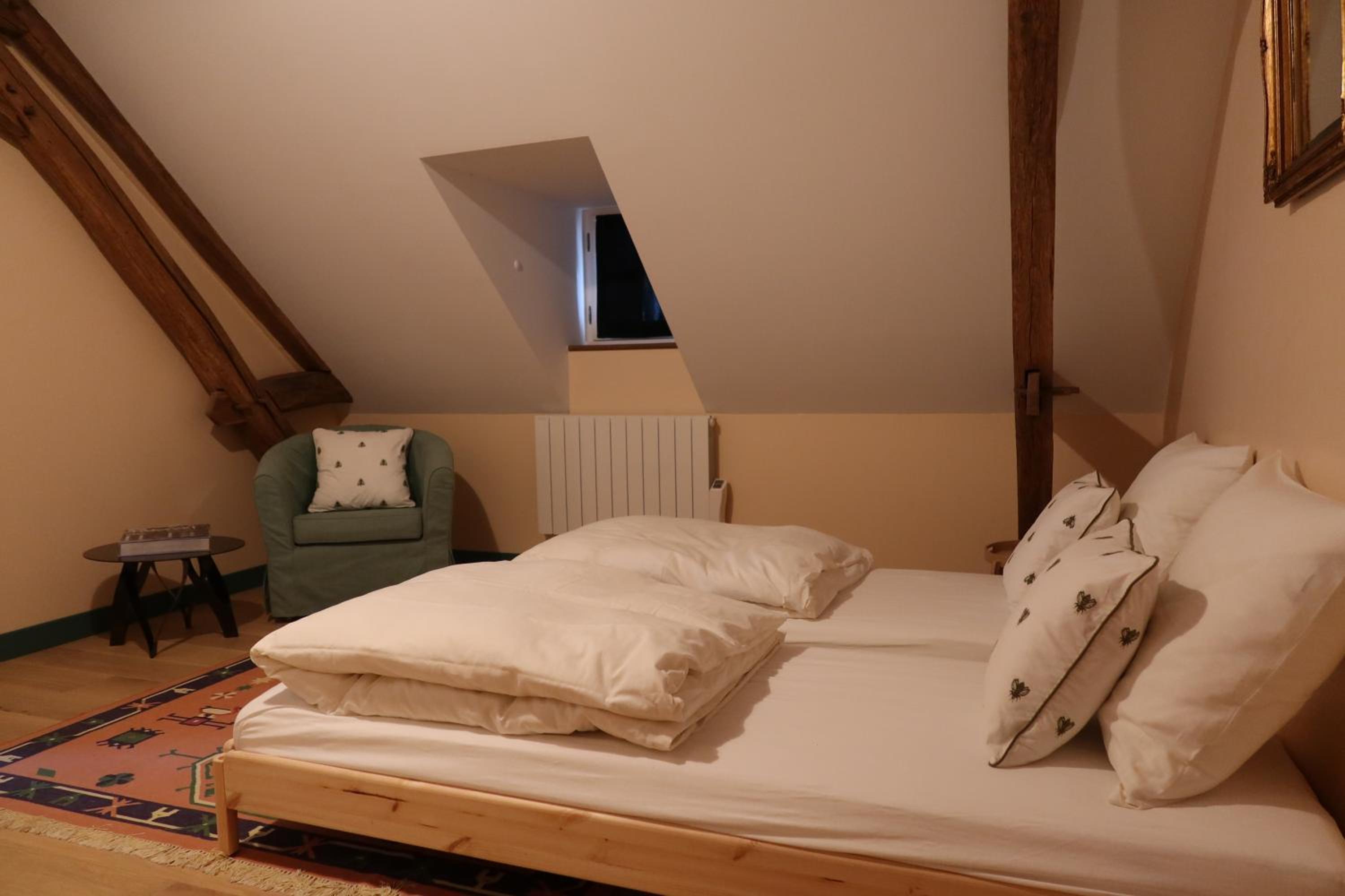 One-Bedroom Suite - Photo 1