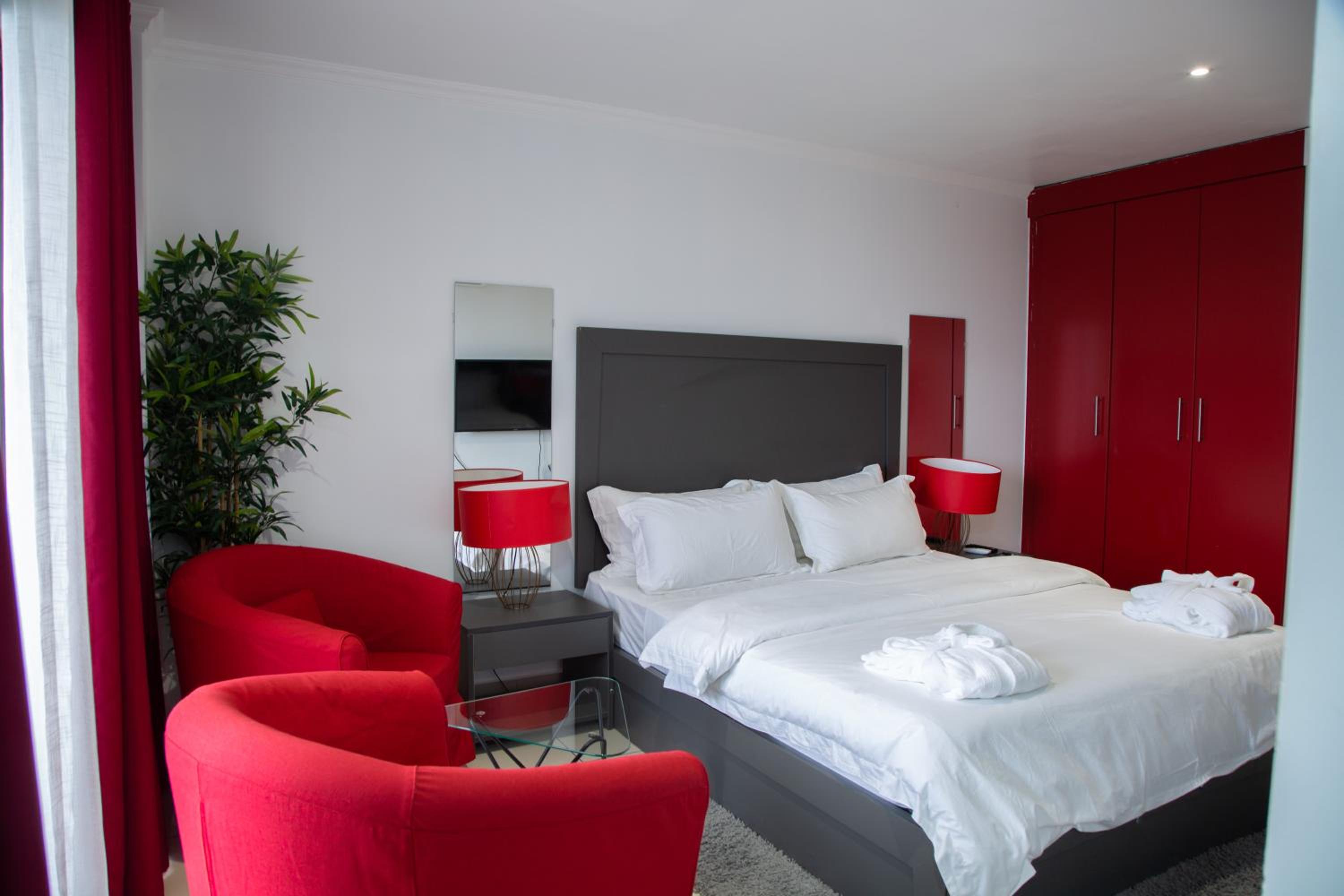 Executive Suite photo 2