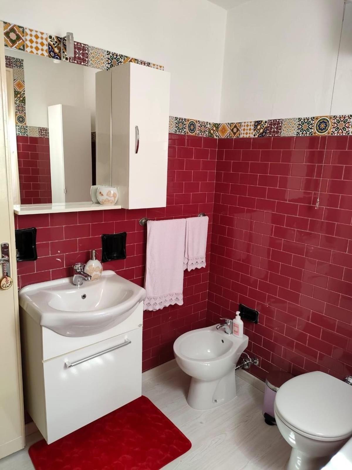 Large Double Room photo 3