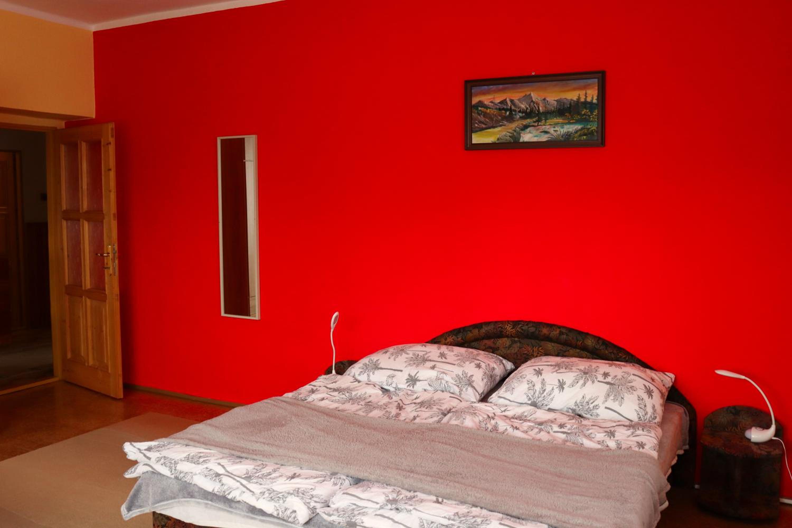 Two-Bedroom Apartment - Photo 9