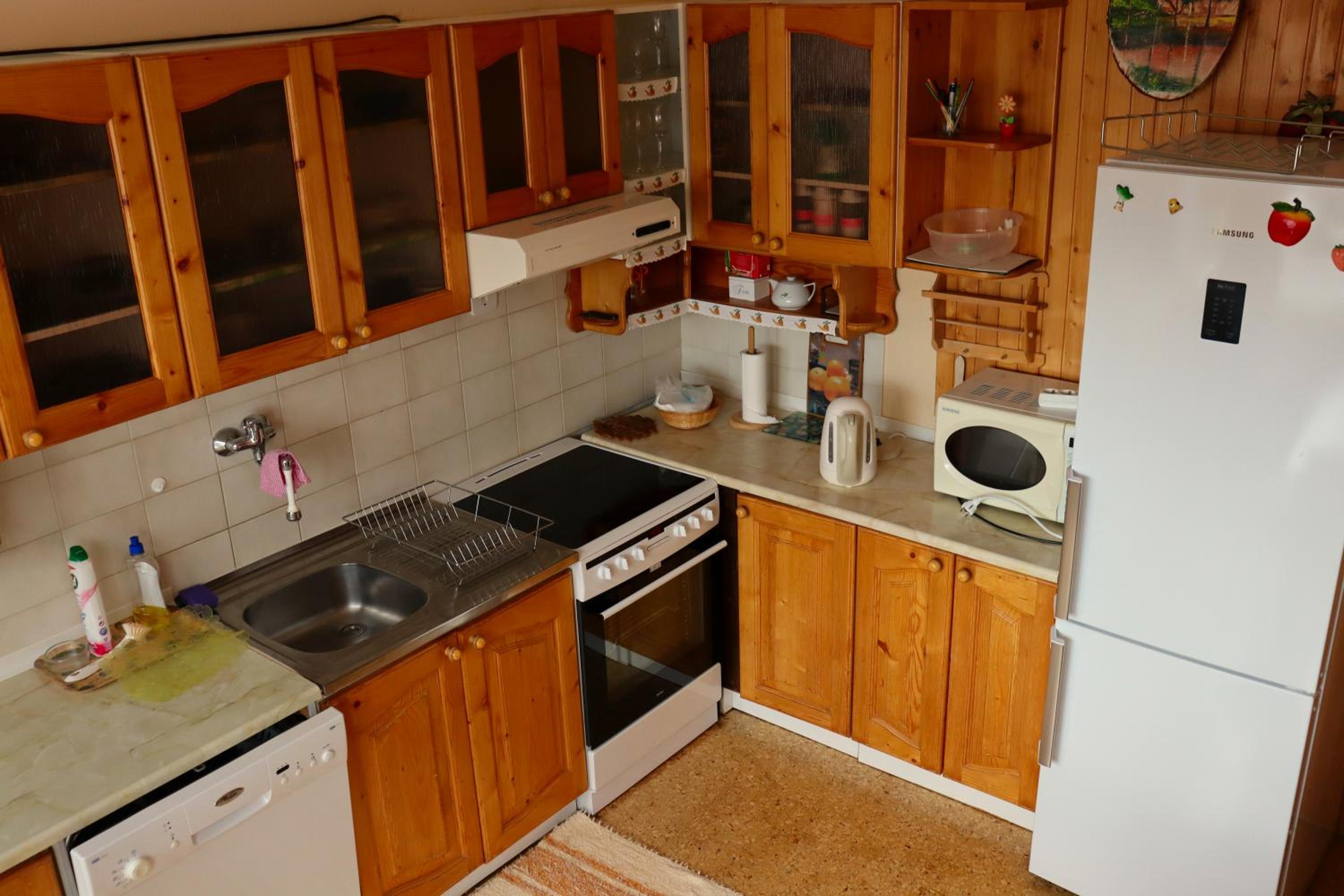 Two-Bedroom Apartment - Photo 10