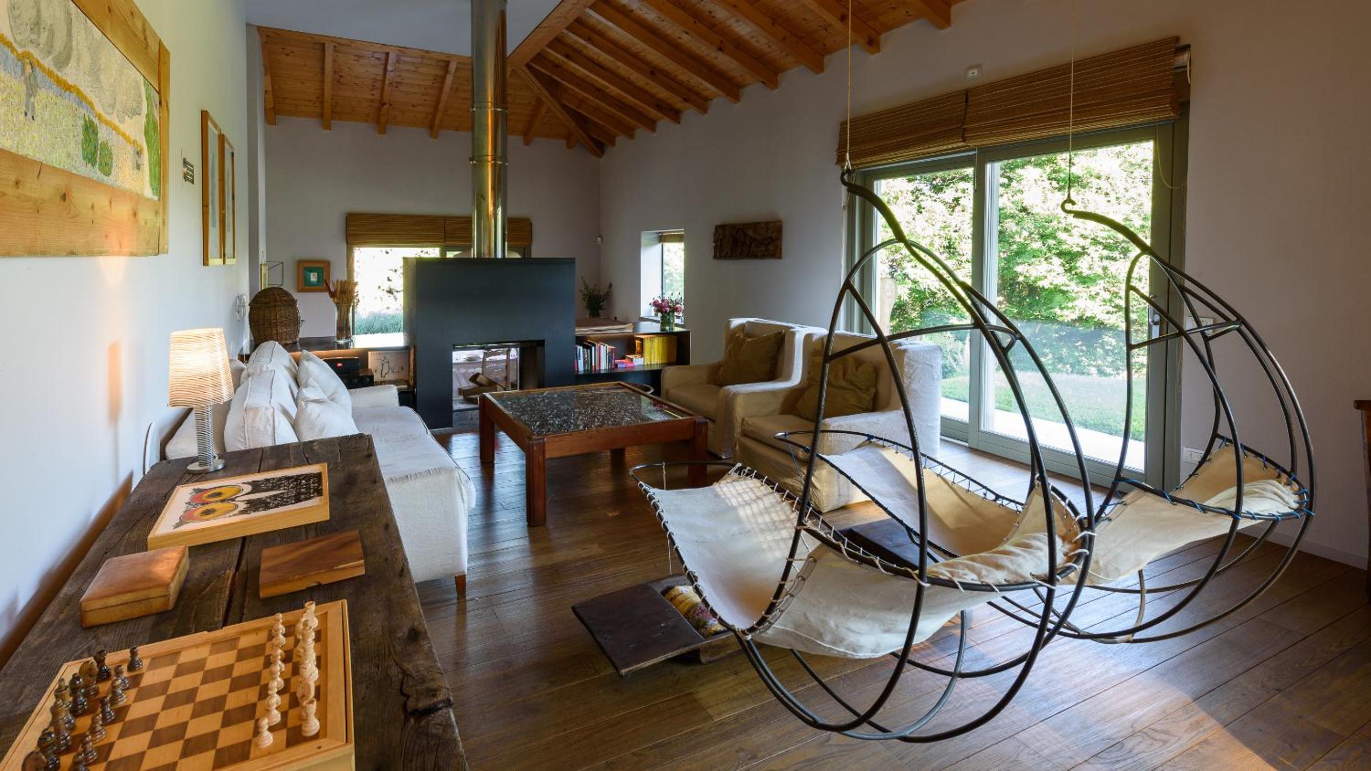 Villa photo 1