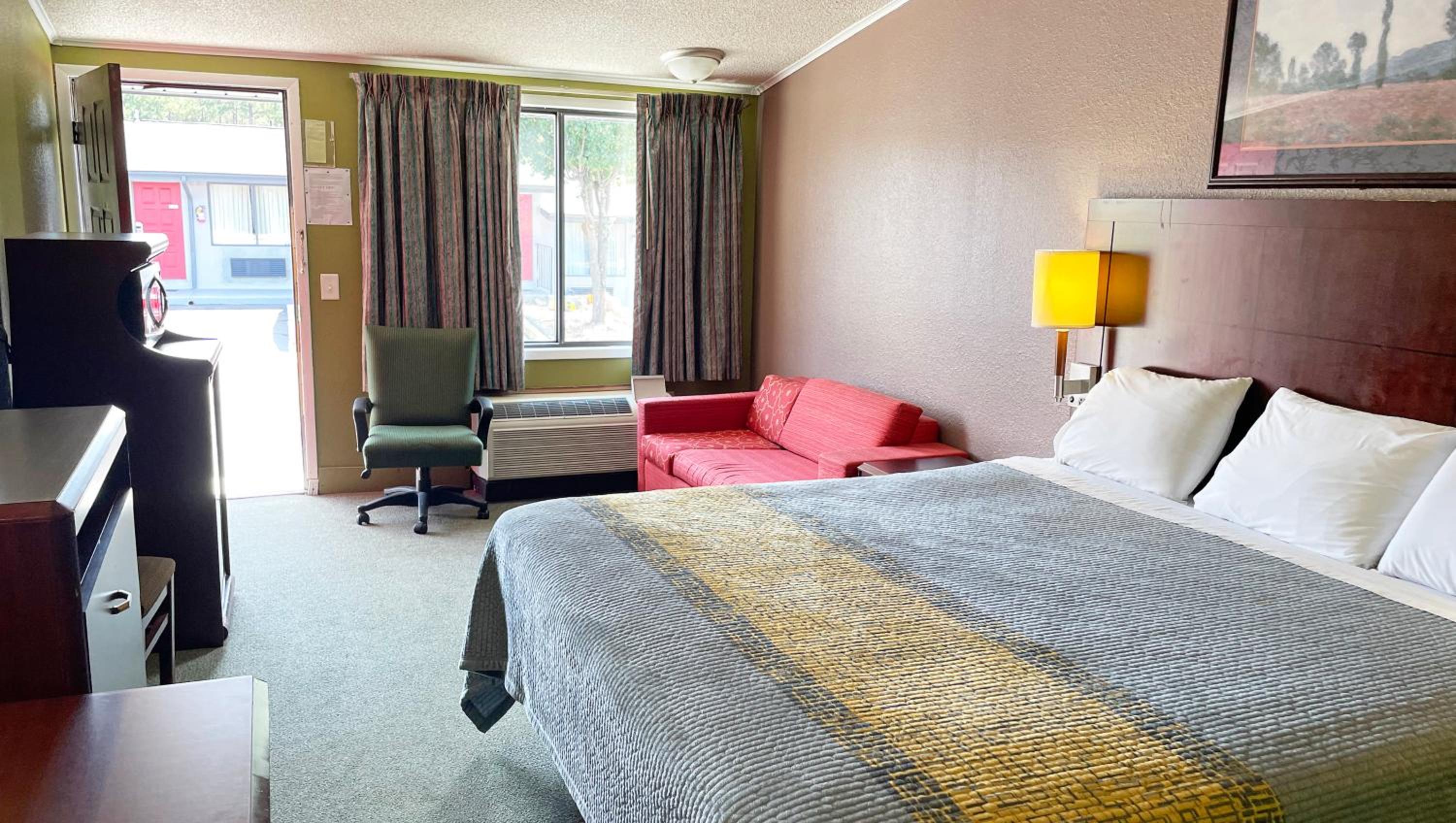 King Room - Disability Access photo 1