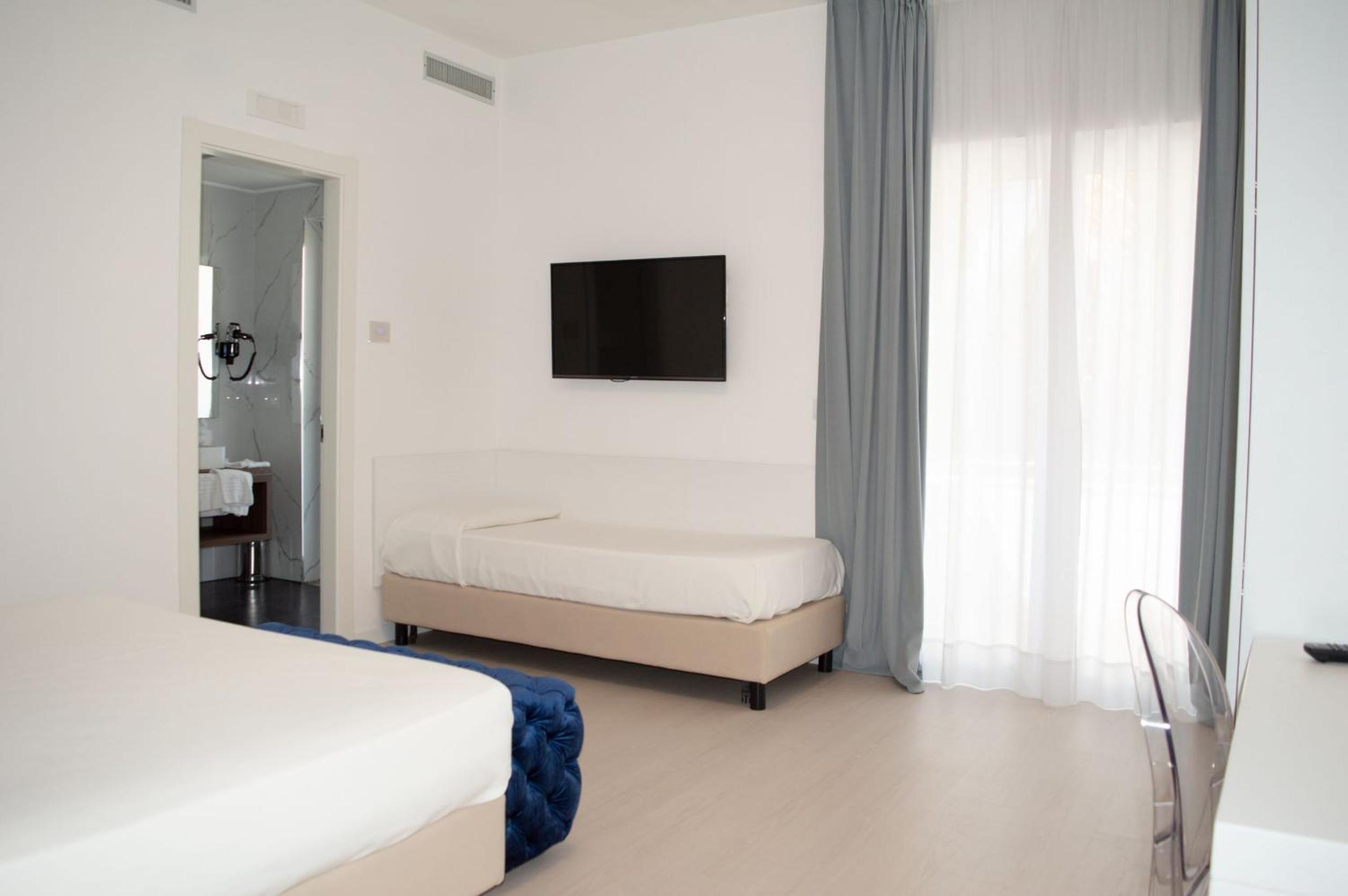 Elegance Triple Room Dependence  - Photo 7
