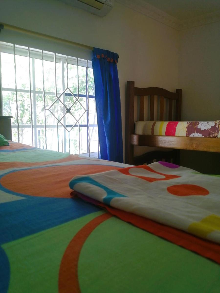 Bed in 6-Bed Mixed Dormitory Room photo 2