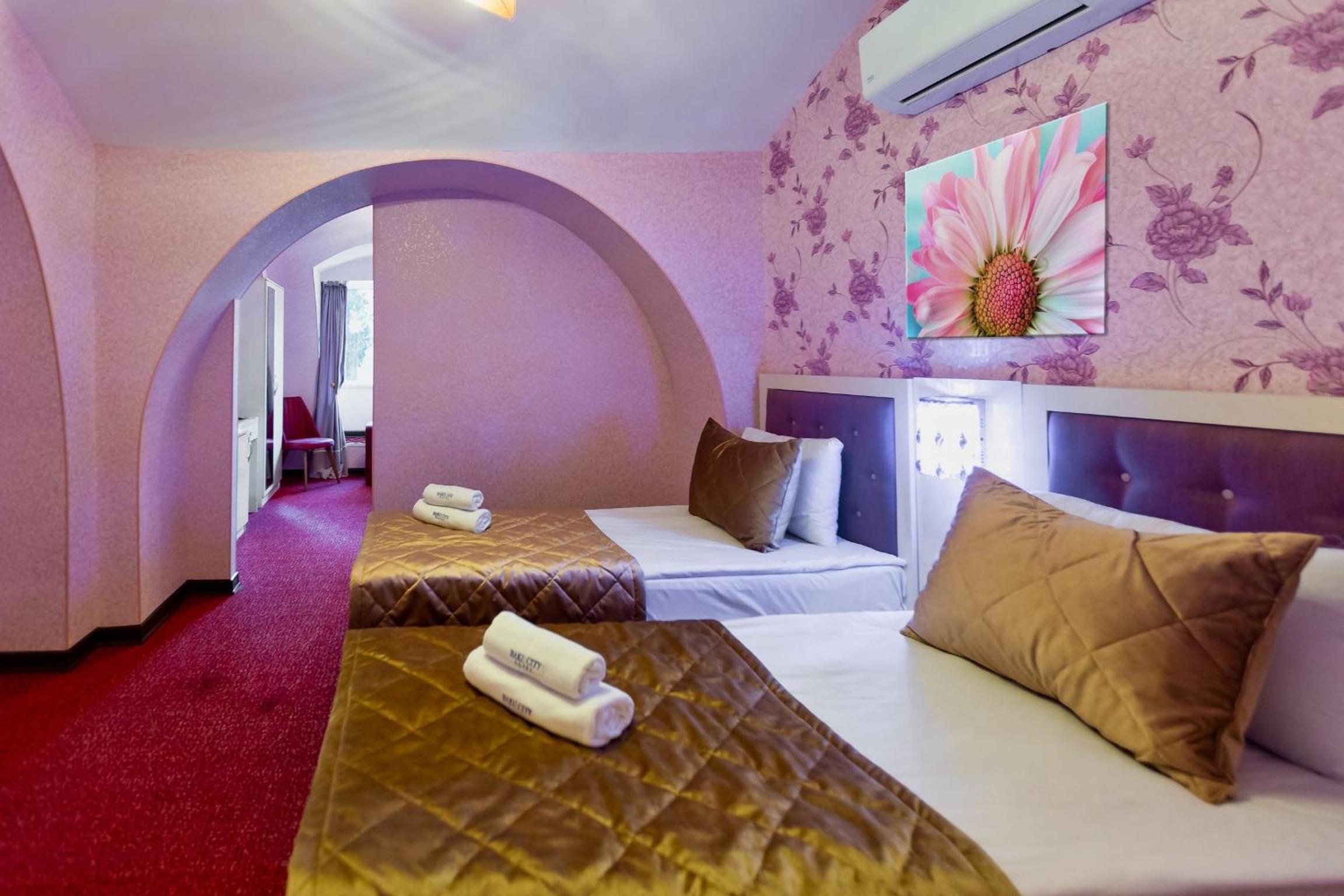 Deluxe Suite