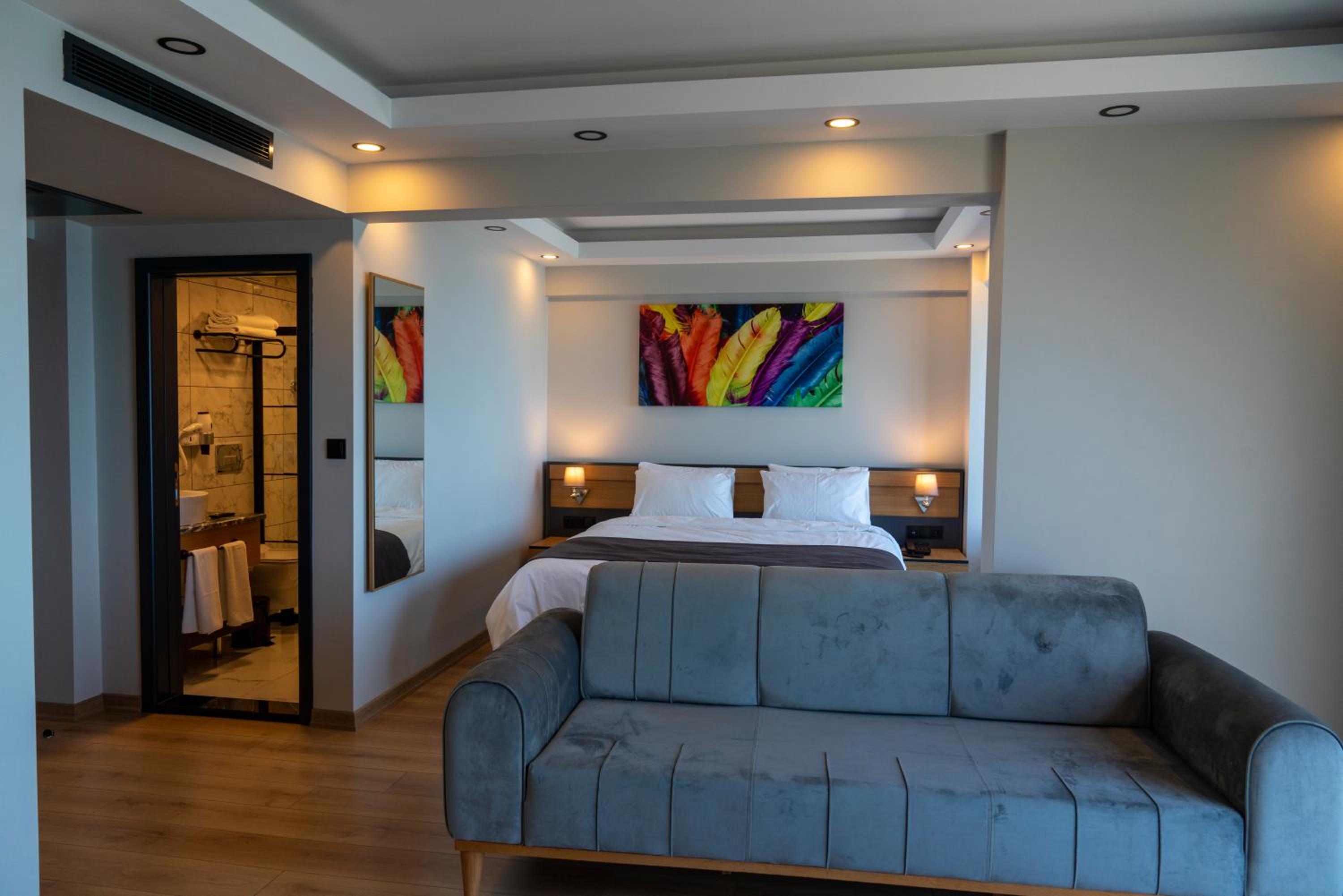 Junior Suite - Photo 8