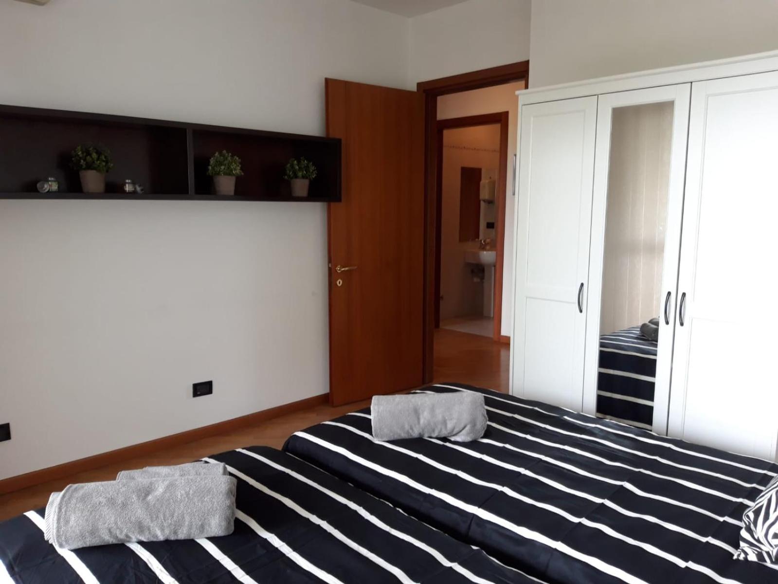 Double or Twin Room with Terrace photo 2