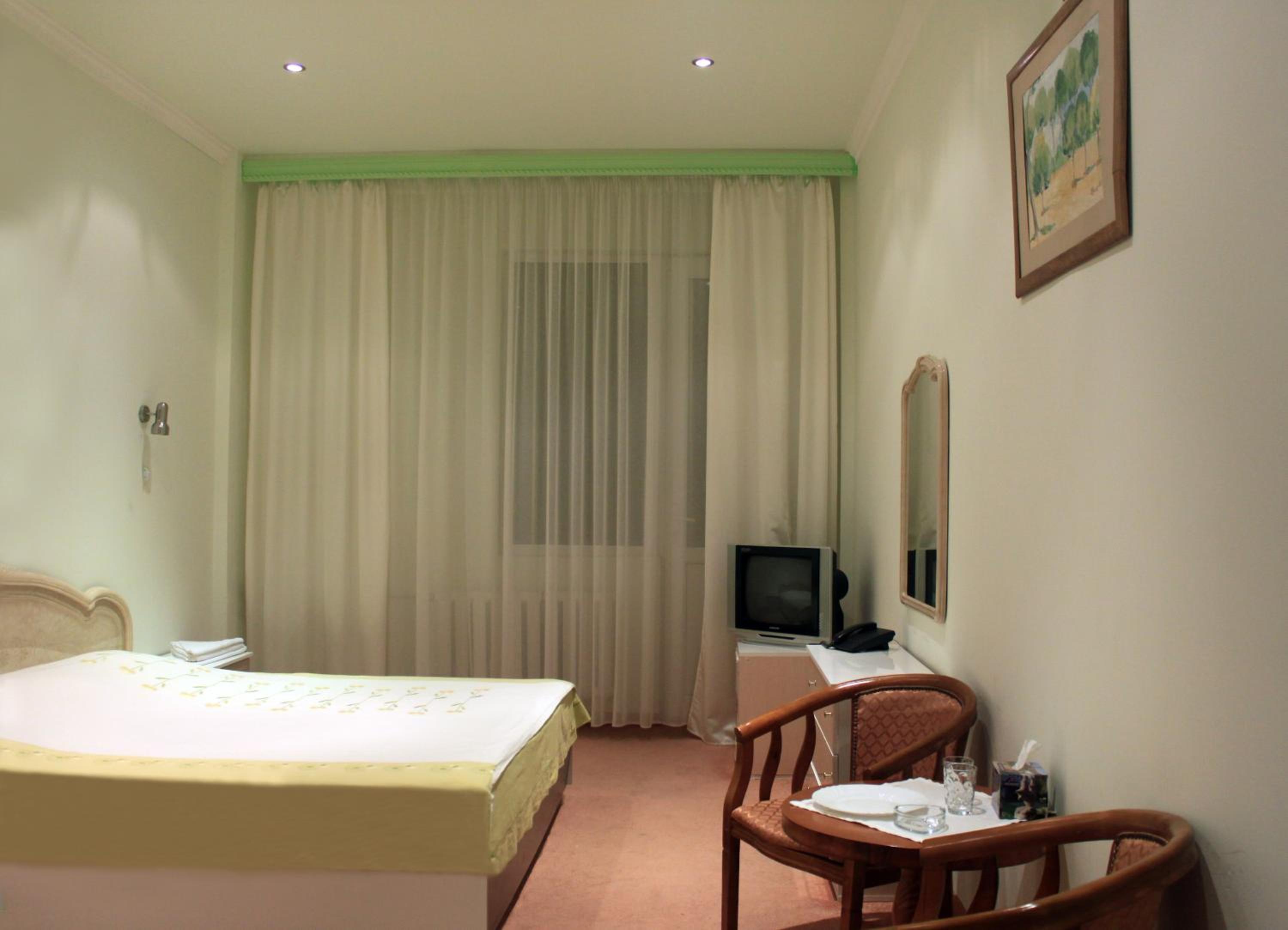 Comfort Double or Twin Room - Treatment Included