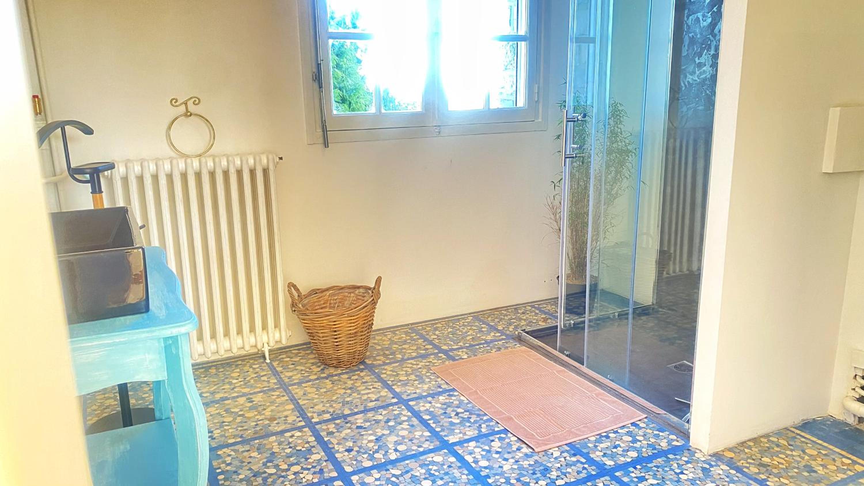 Two-Bedroom Apartment - Photo 18