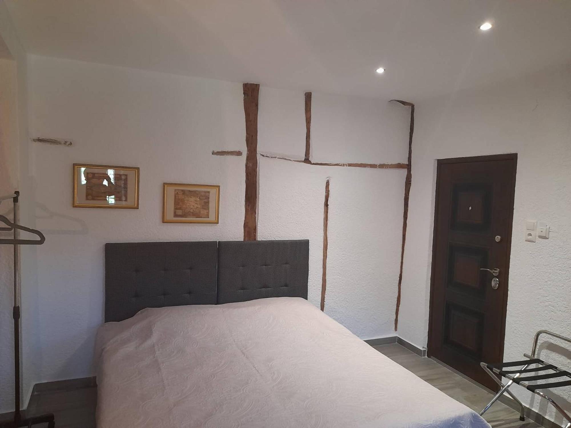 Double Room with Mountain View - Photo 6