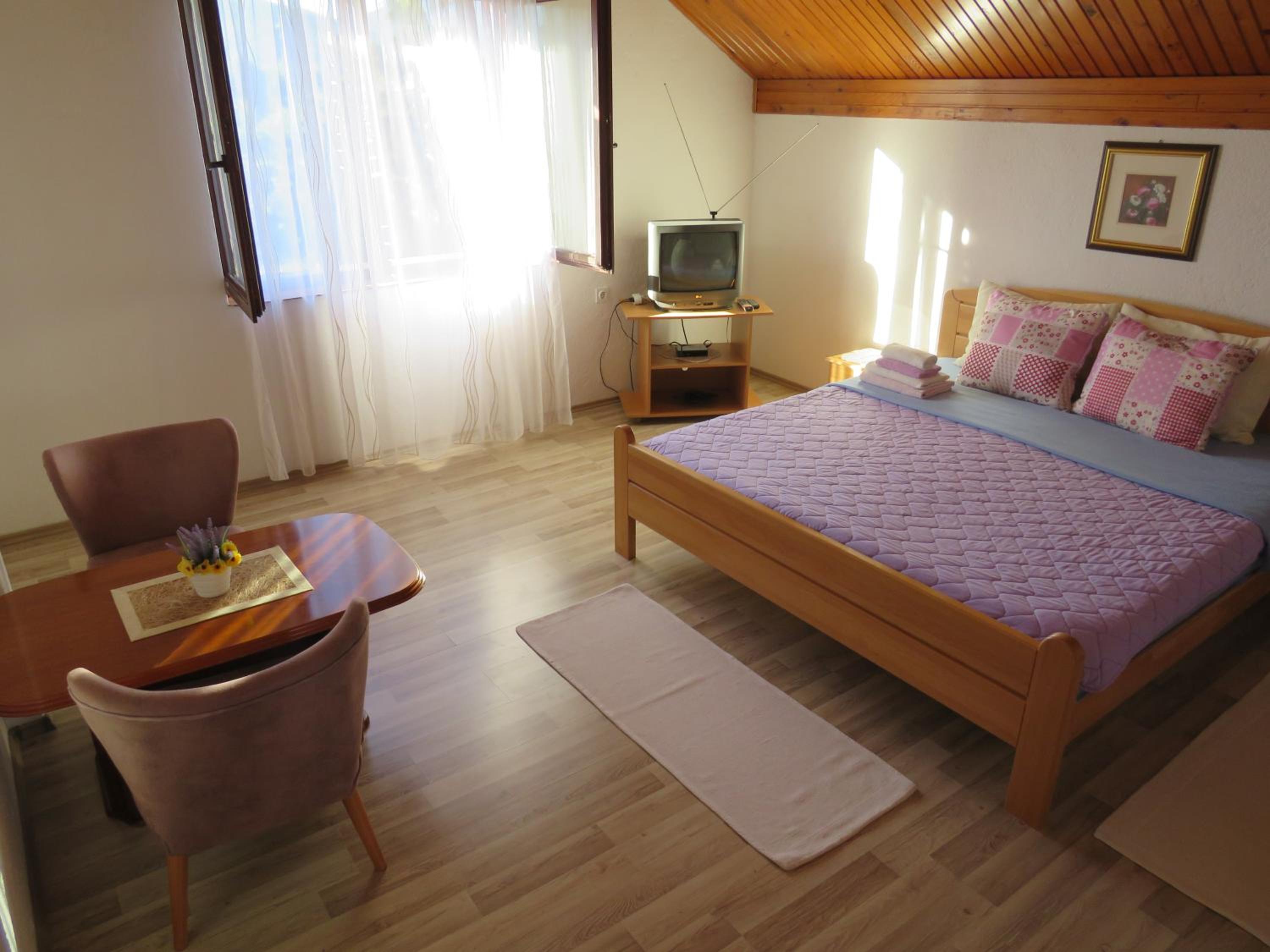 Triple Room With Bathroom photo 1