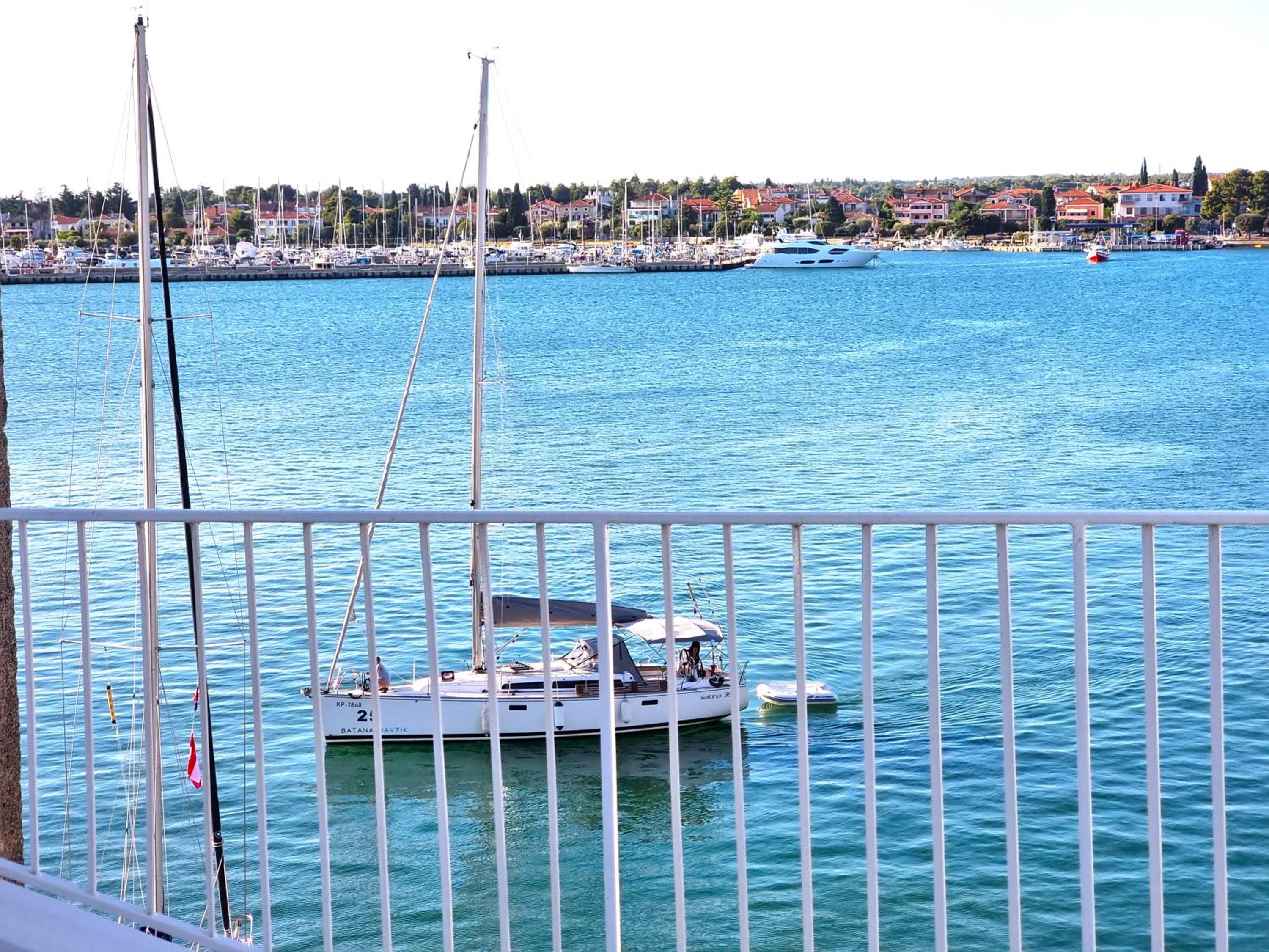 Apartment with Sea View - Photo 24
