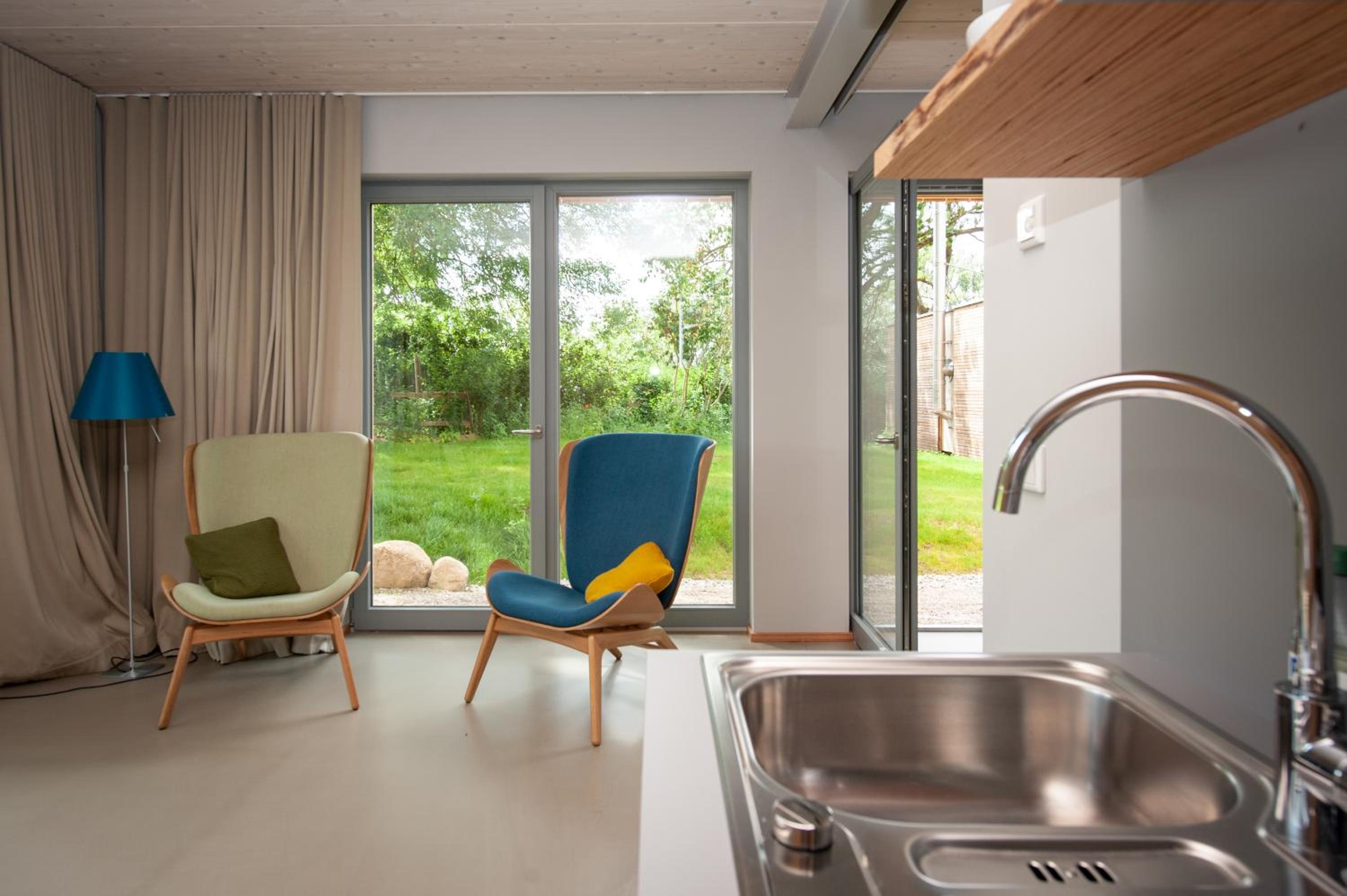 One-Bedroom Apartment - Photo 8