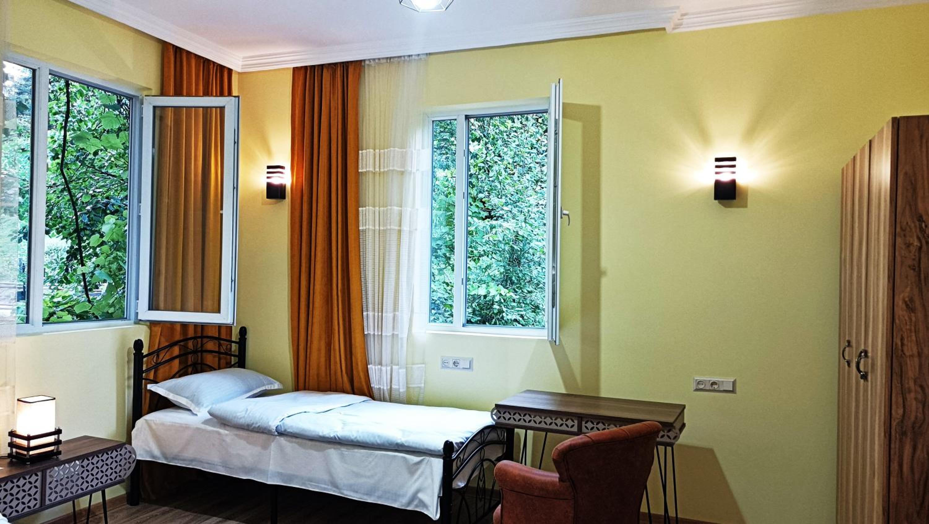 Double or Twin Room with Shower photo 1