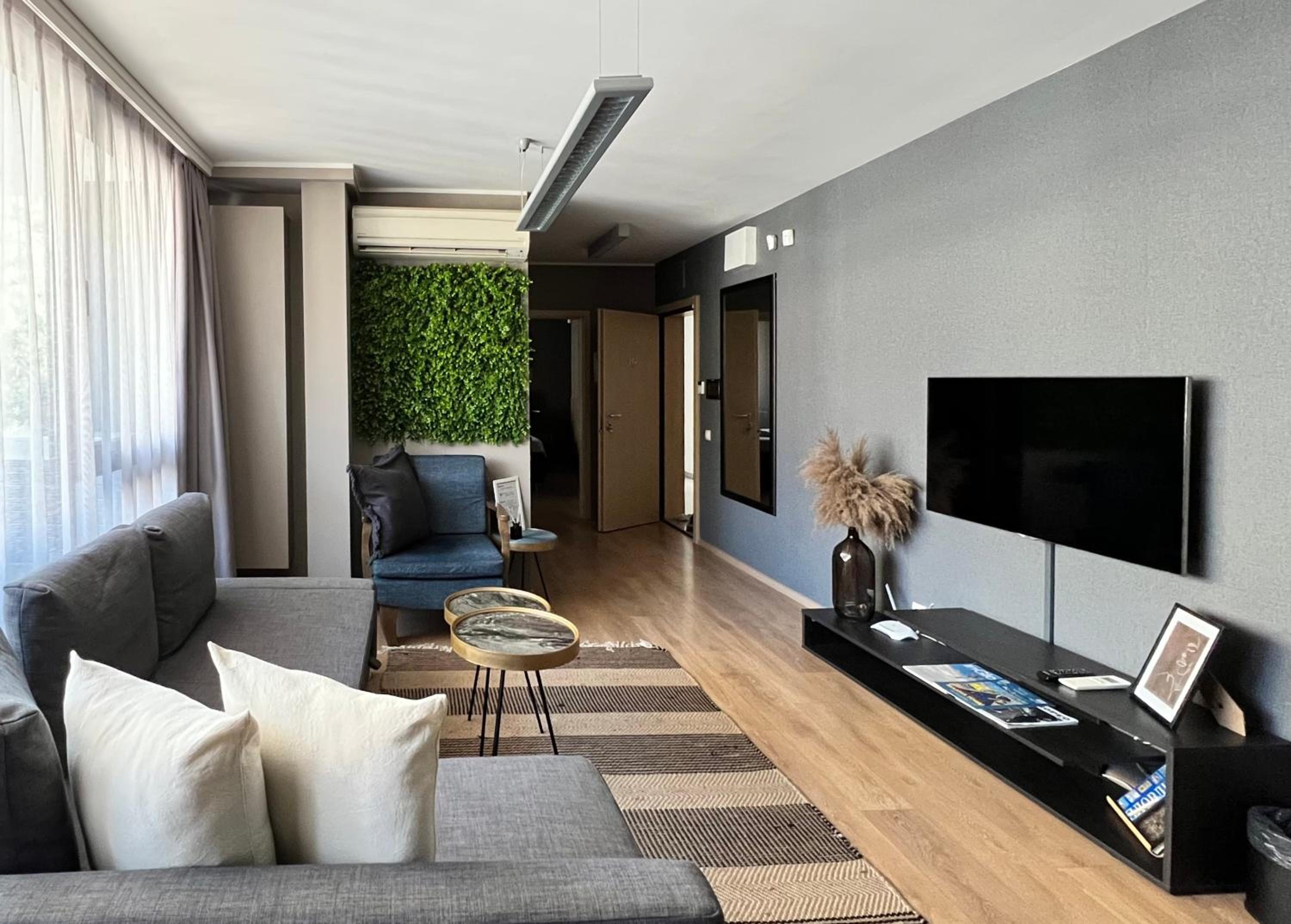 Superior Apartment