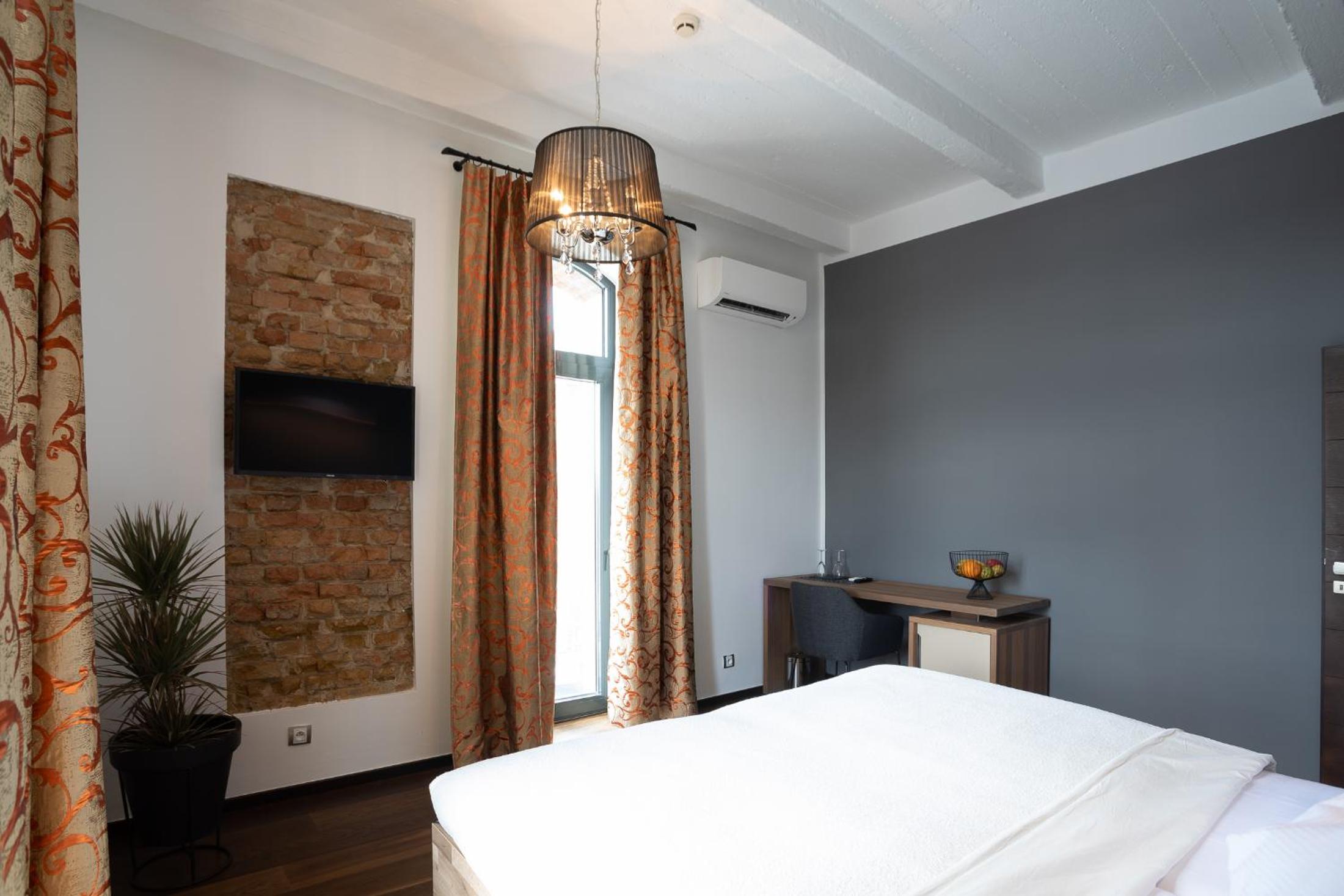 Standard Double Room - Photo 5