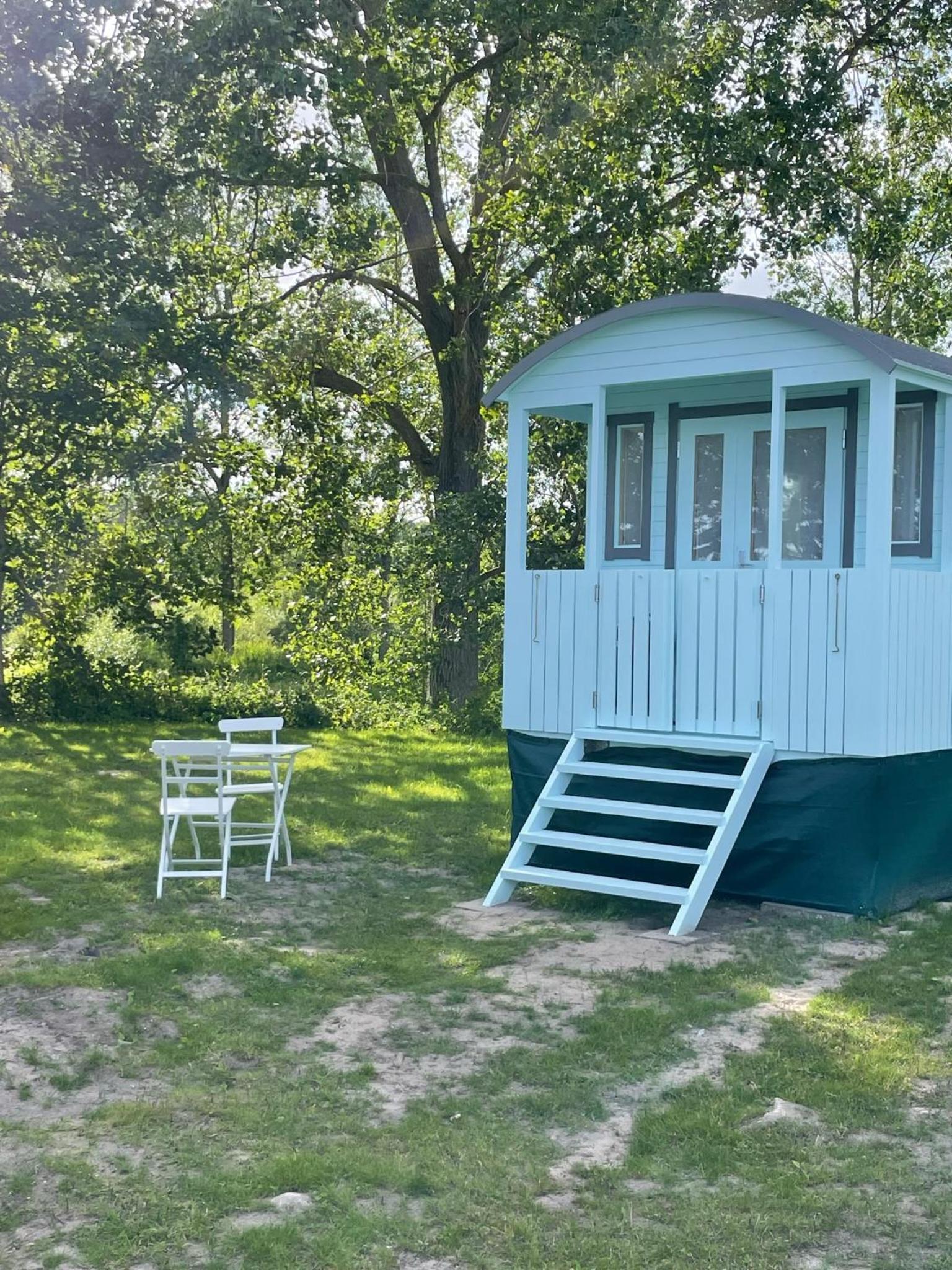 Mobile Home photo 2