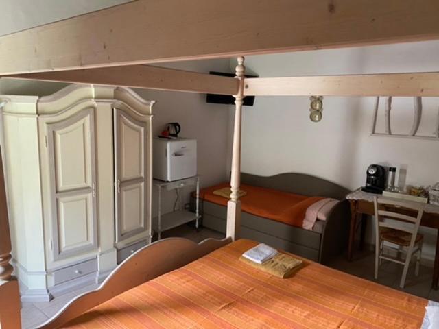 Quadruple Room with Private Bathroom