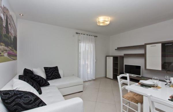 Three-Bedroom Holiday Home With Private Pool