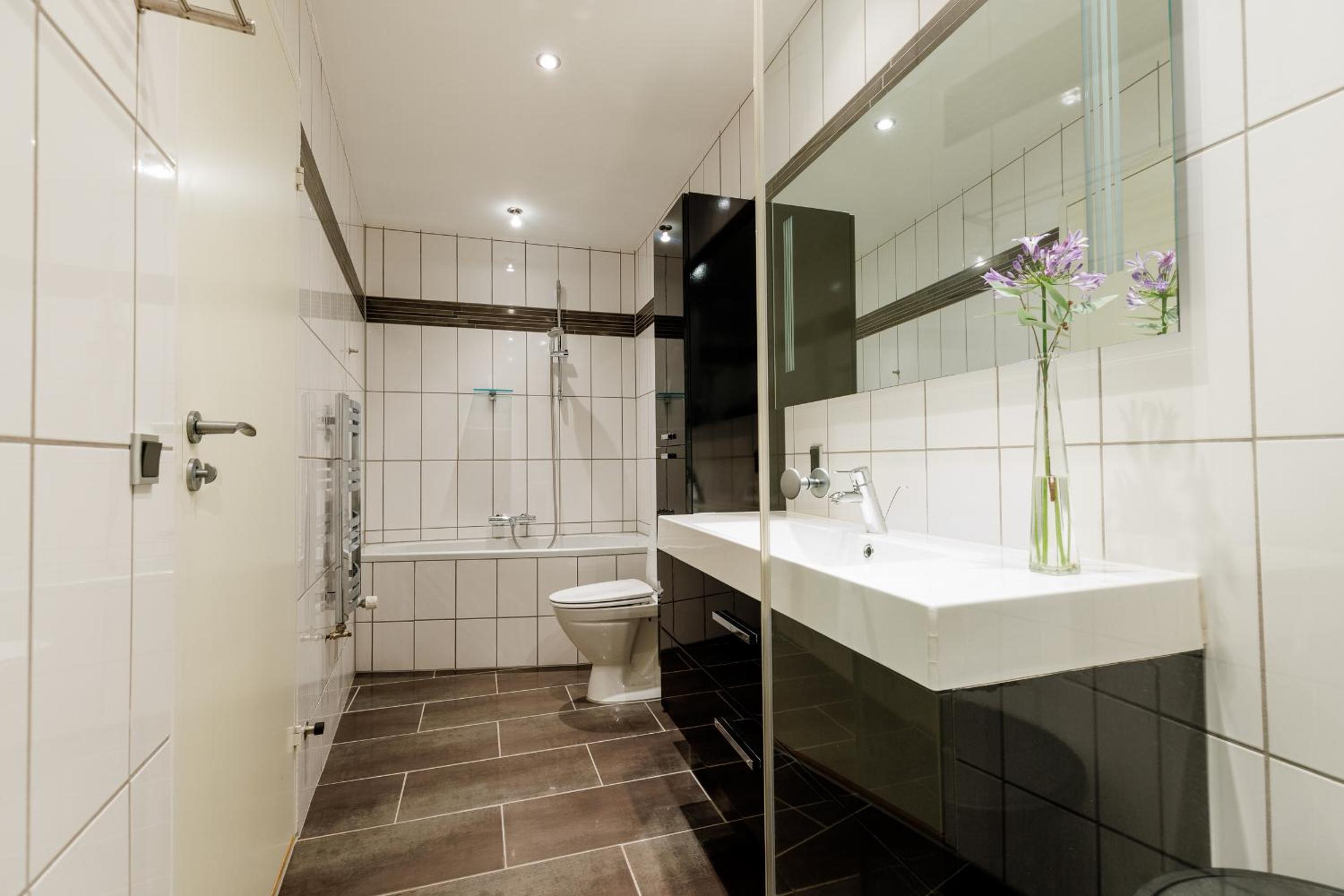 Three-Bedroom House photo 2