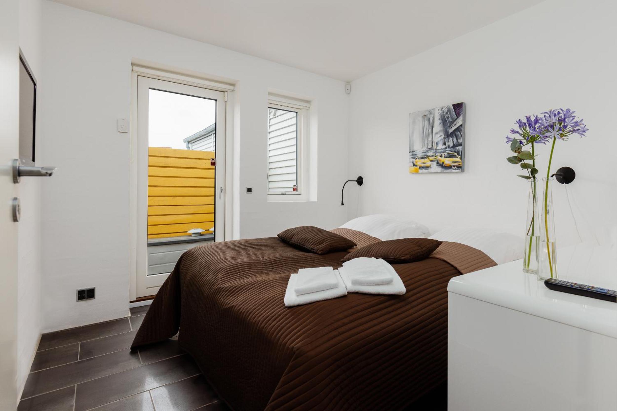 Three-Bedroom House photo 1