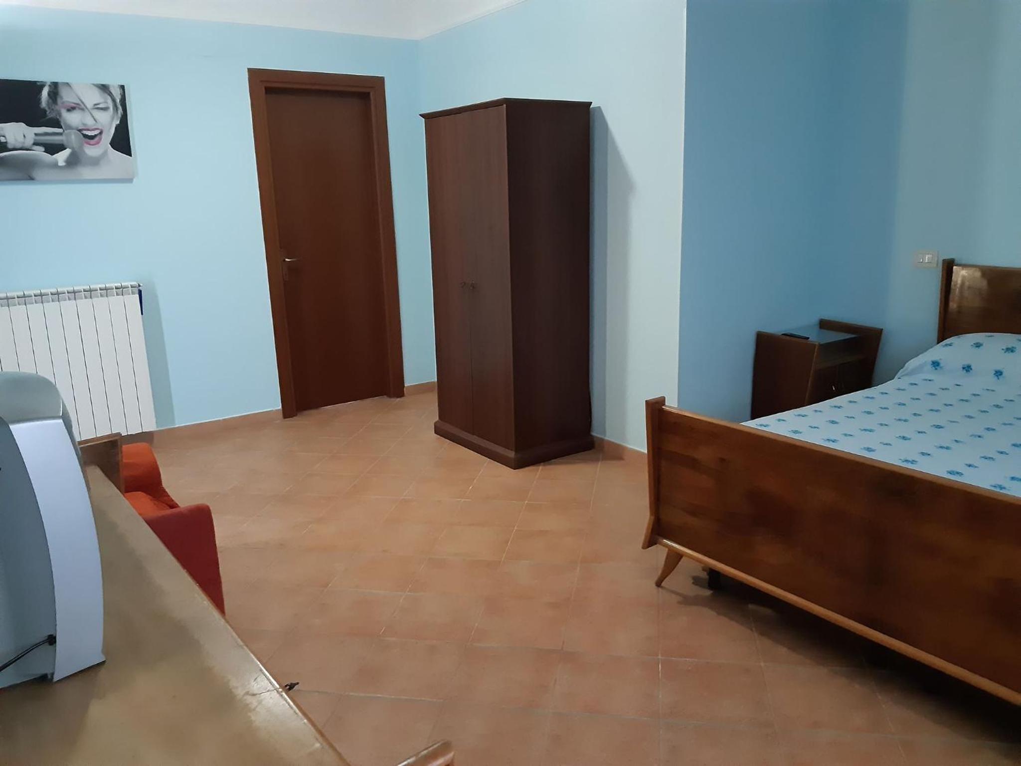 Basic Triple Room photo 1