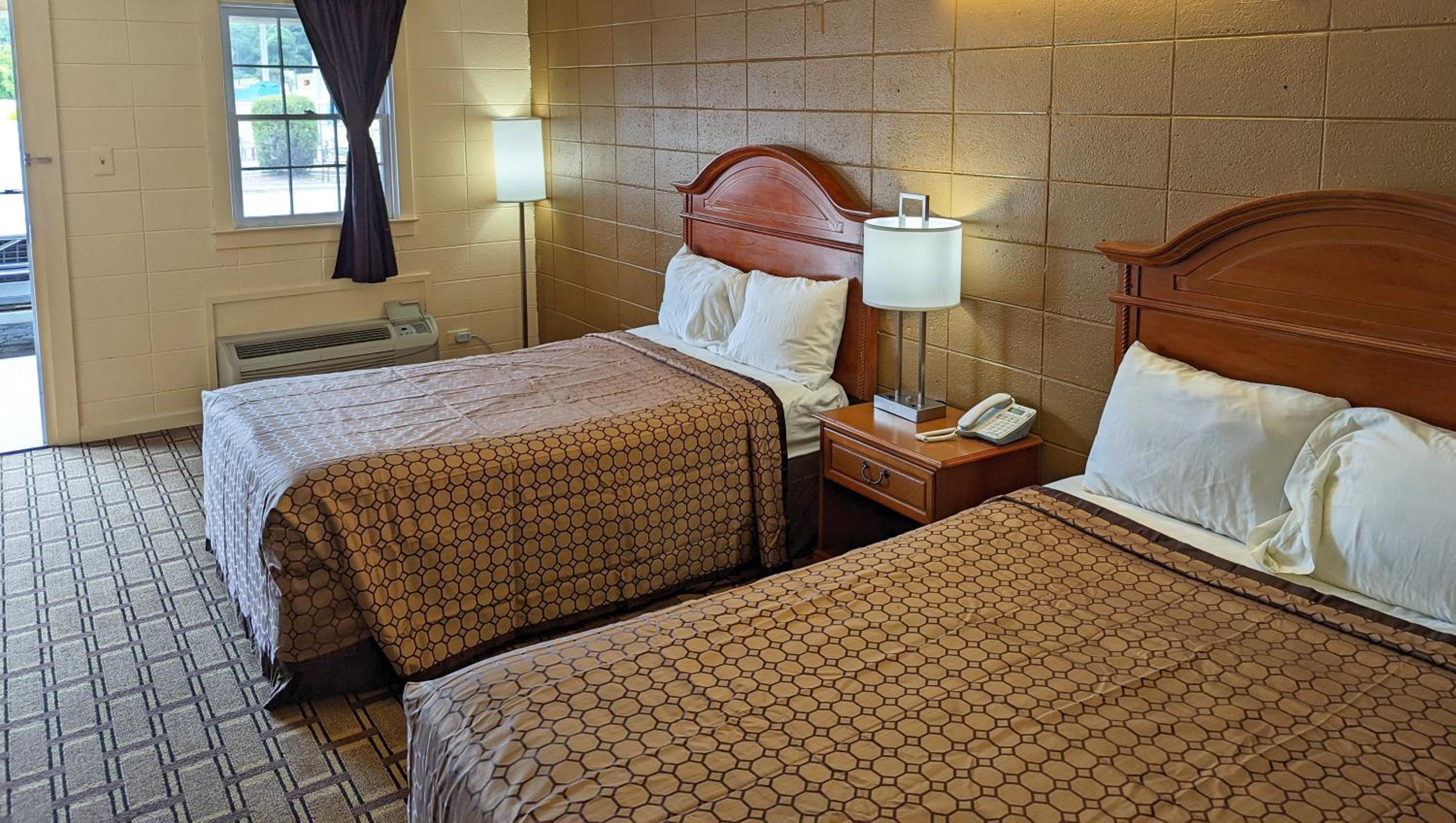Double Room with Two Double Beds - Photo 14