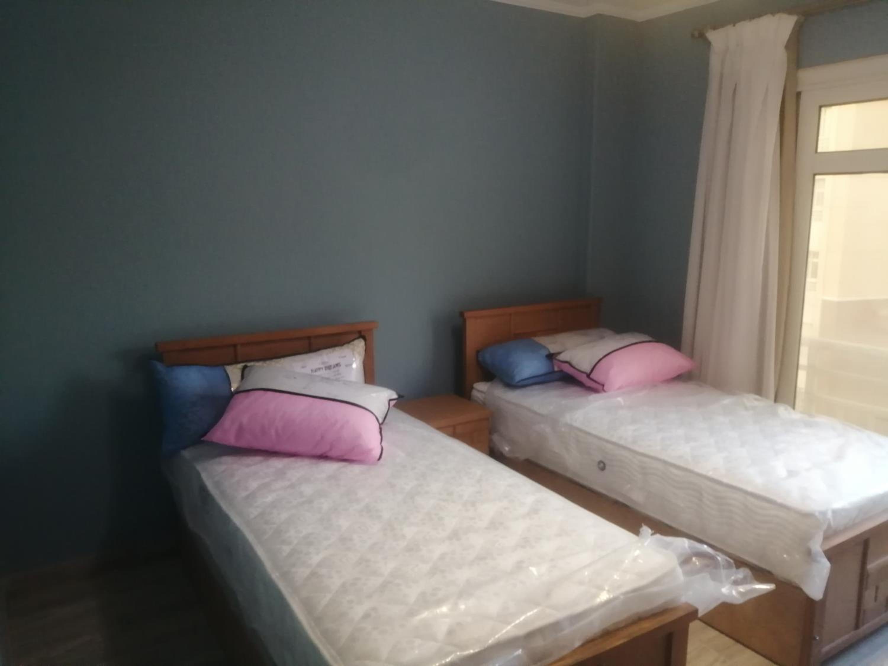 Two-Bedroom Apartment - Photo 3