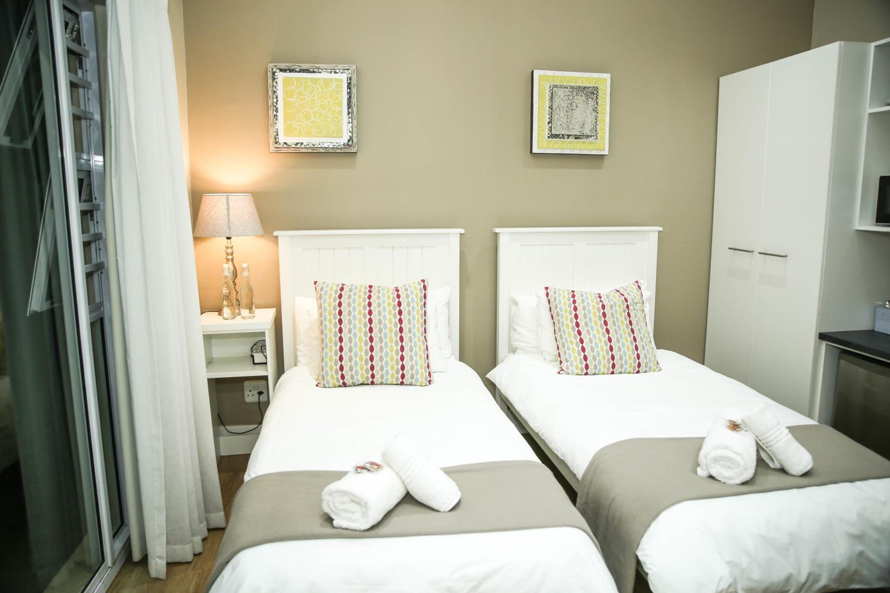 Standard Twin Room photo 1