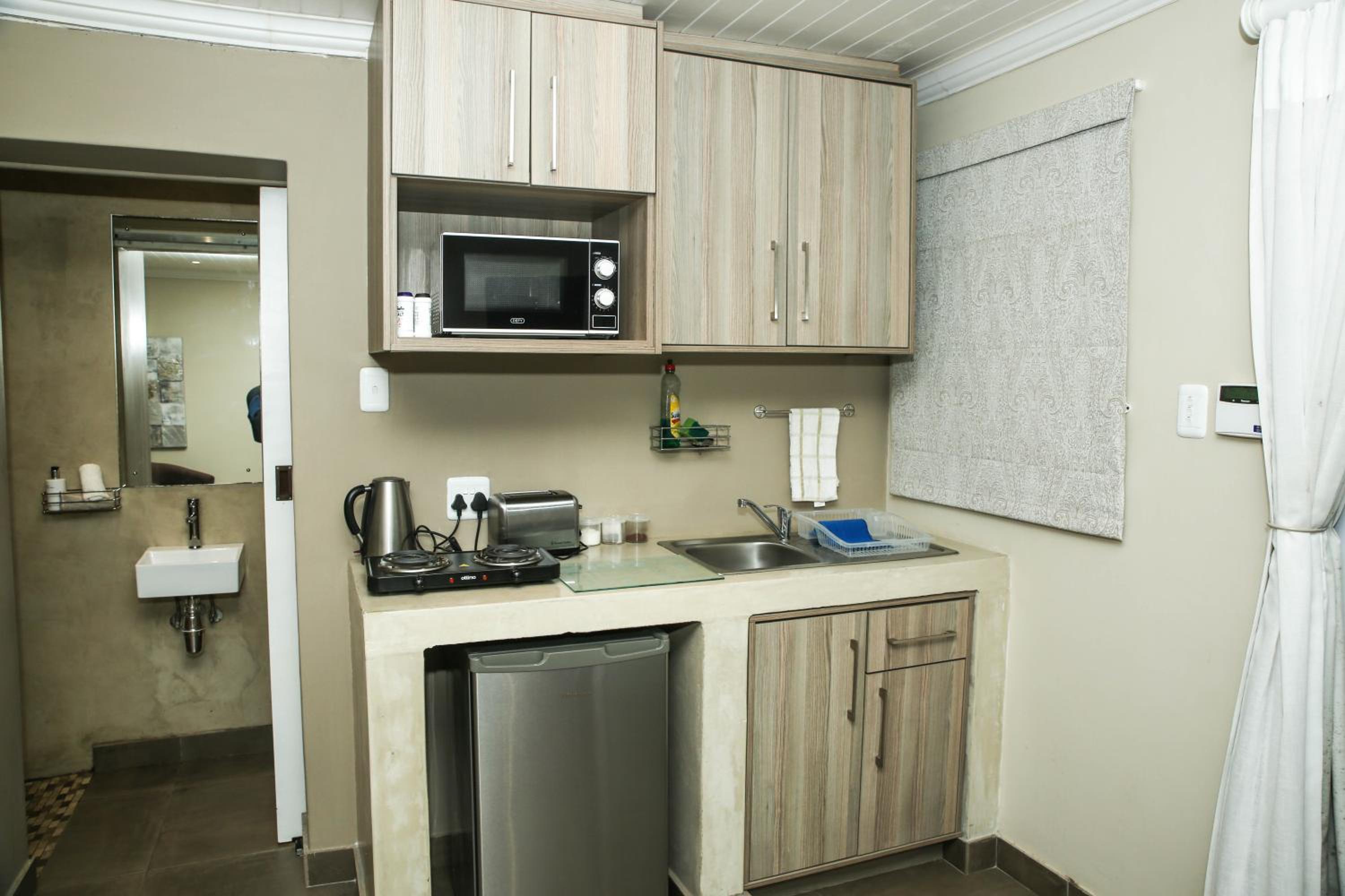 Deluxe Apartment photo 2