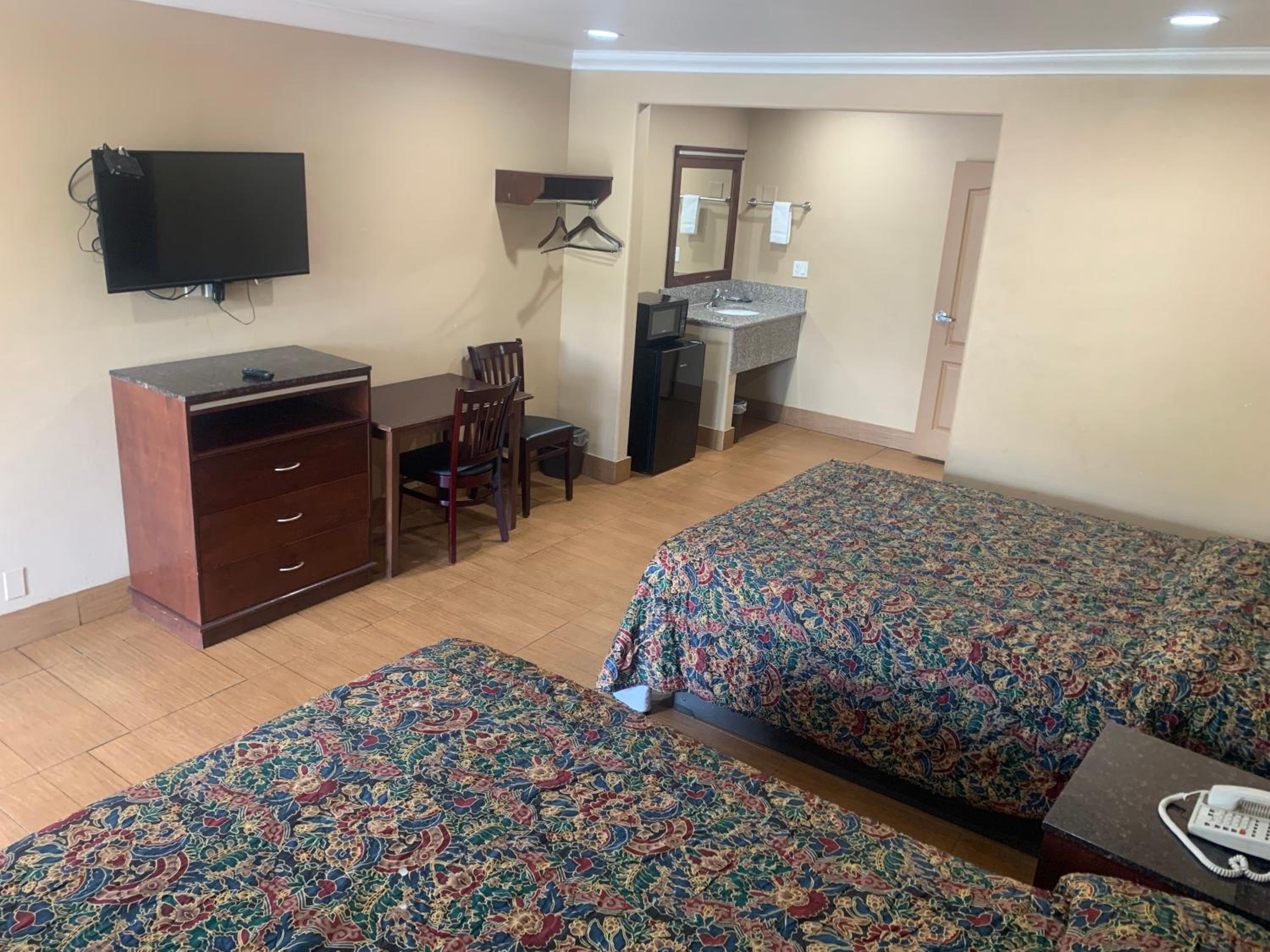 Comfort Triple Room - Photo 6