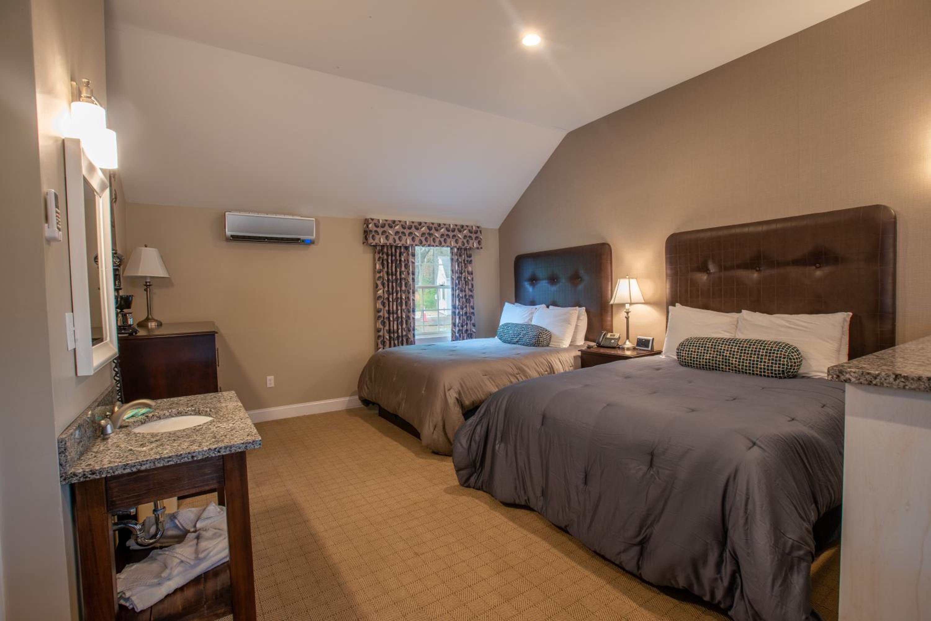 Garden Suite - Photo 1
