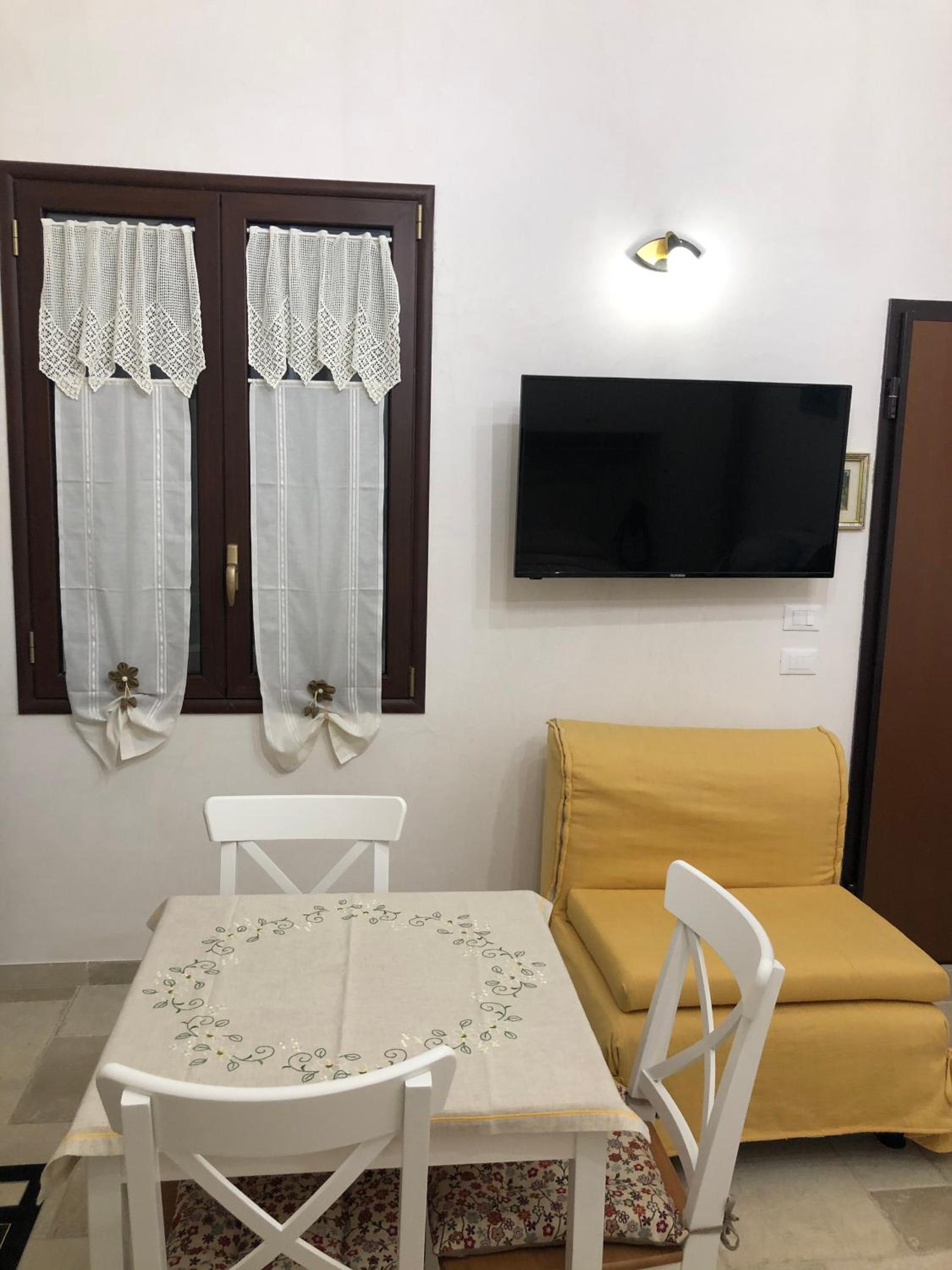 Deluxe Triple Room photo 1