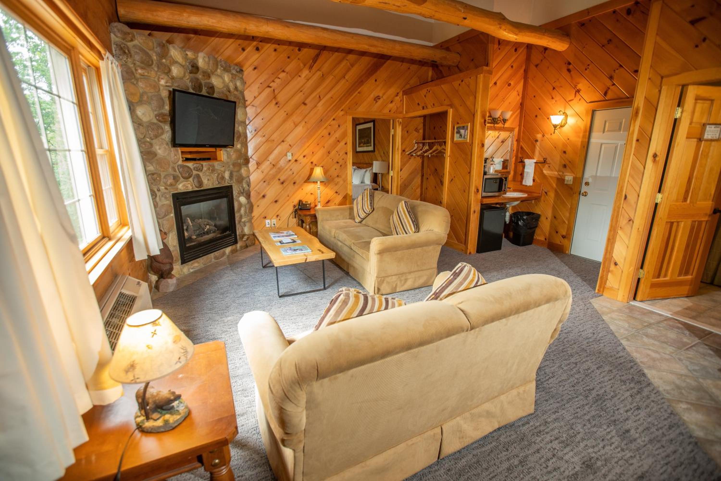 Lodge Suite - Adult Only - Photo 5