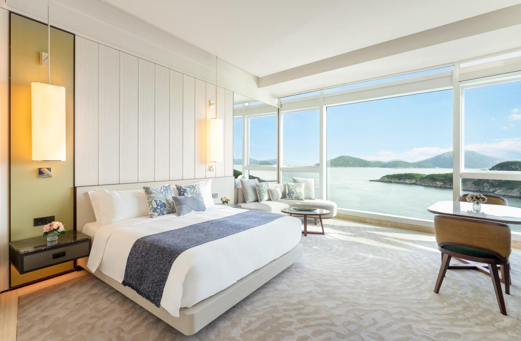 Grand Oceanfront King Room