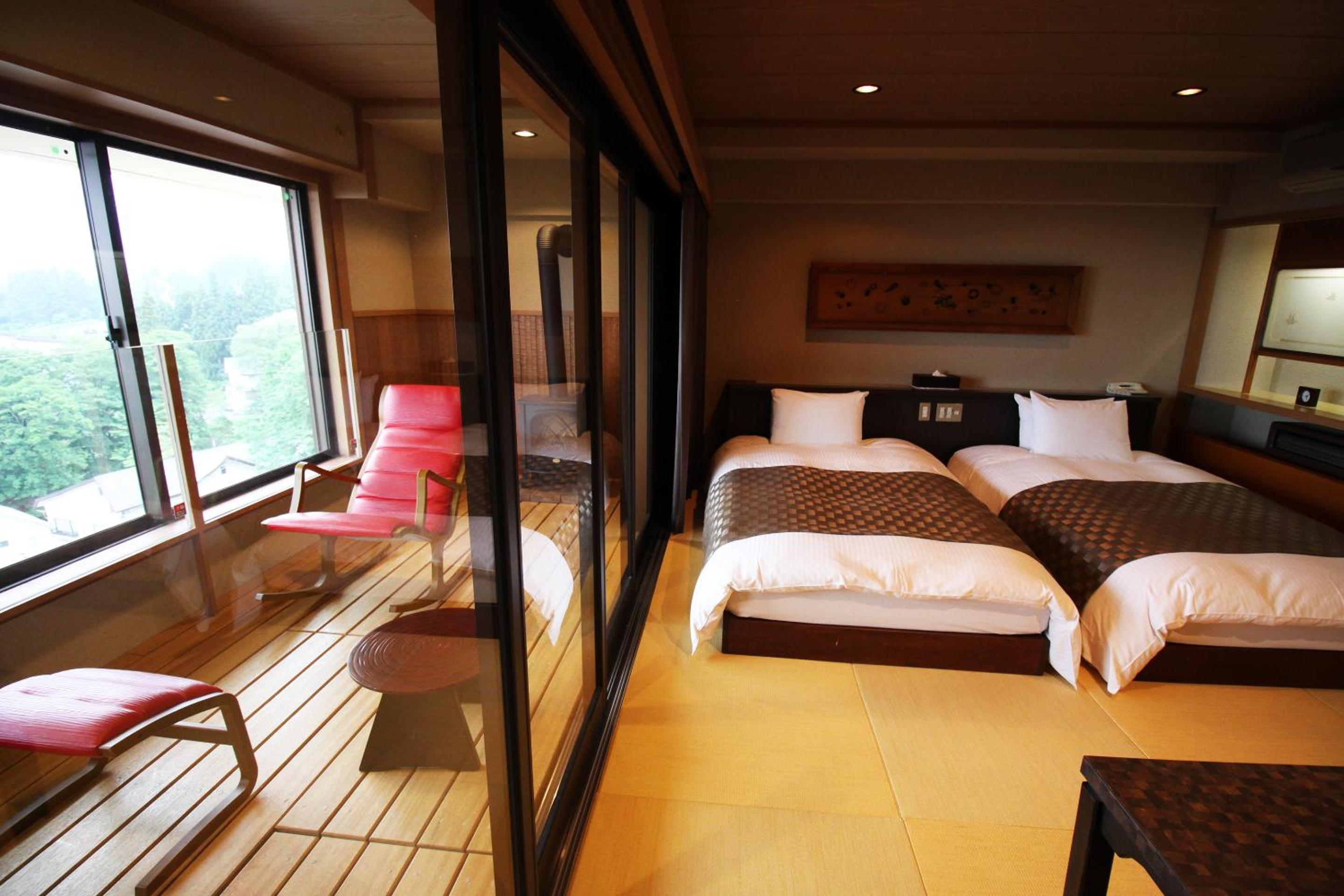Twin Room with Mountain View photo 2