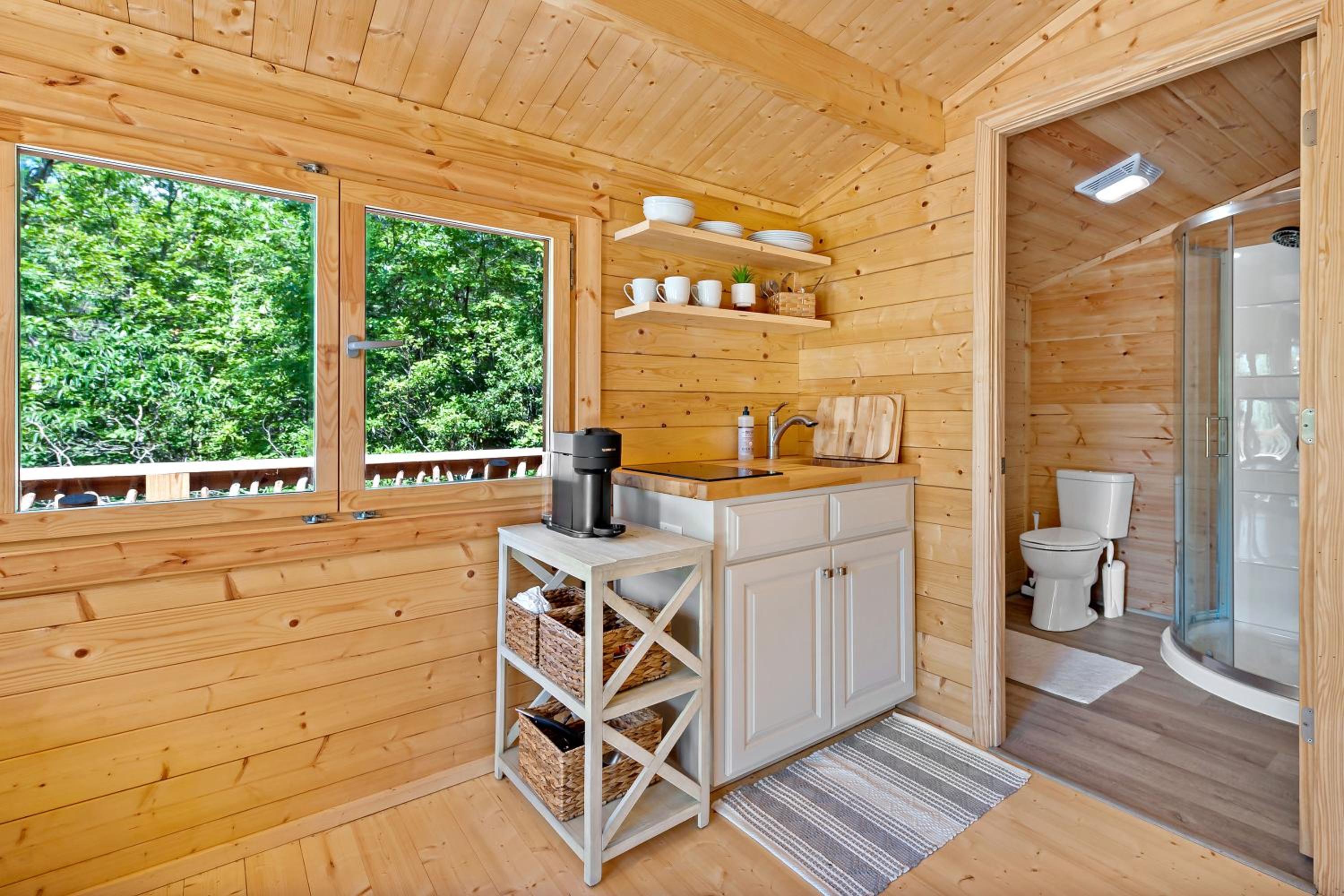 One-Bedroom House photo 2