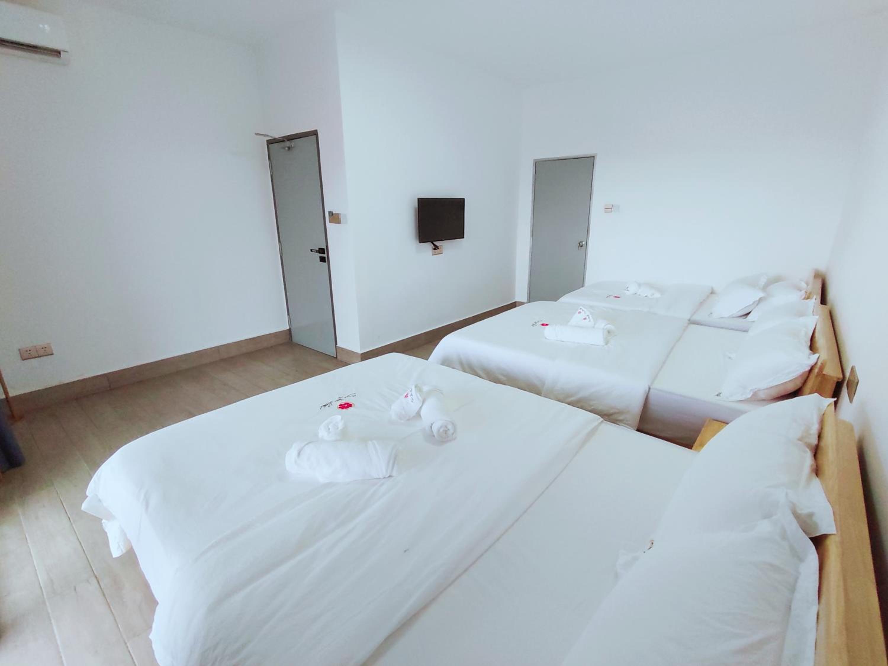 King Room with Balcony photo 2