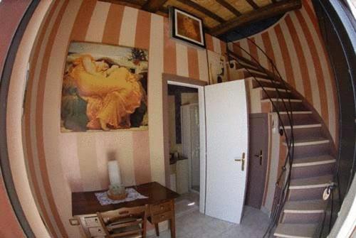 Suite - Photo 5