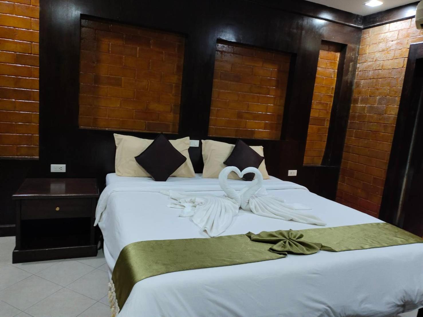 Superior King Room photo 2