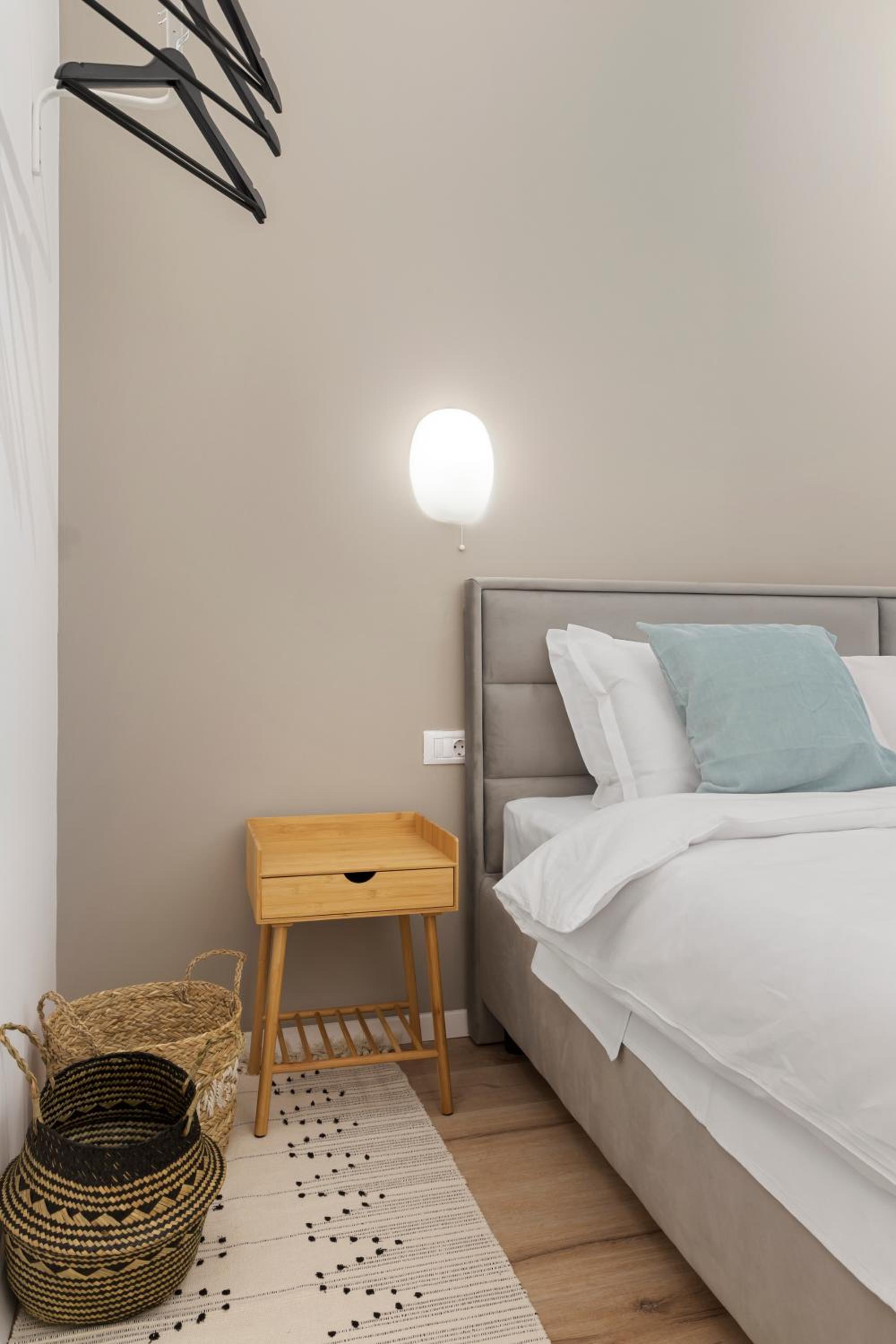 Two-Bedroom Apartment - Photo 8