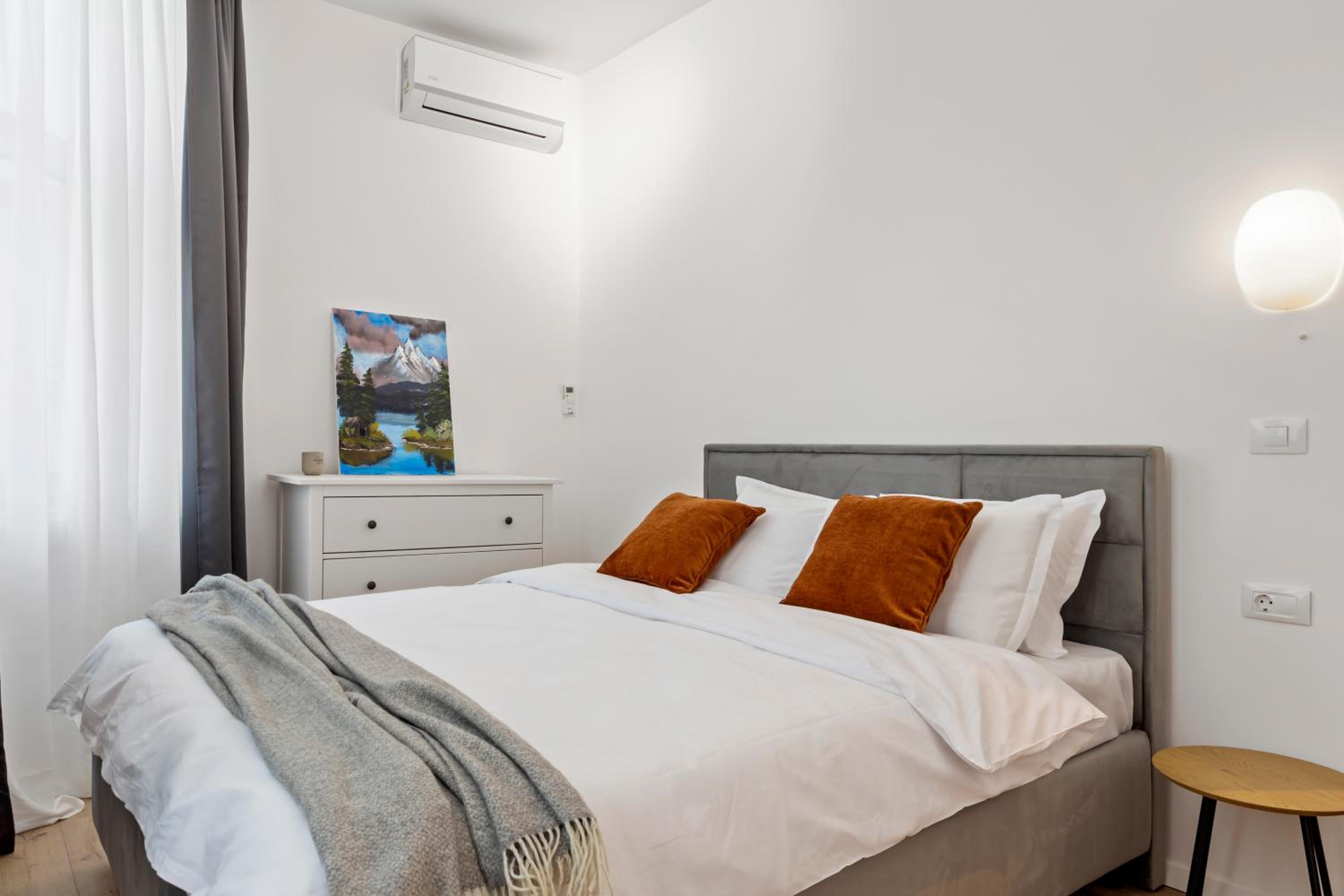 Two-Bedroom Apartment - Photo 9