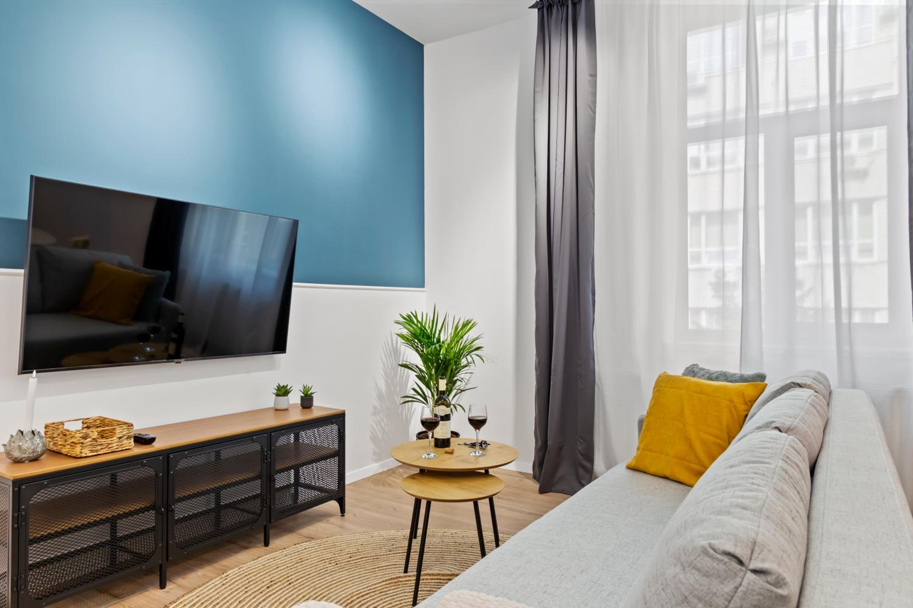 Two-Bedroom Apartment - Photo 14