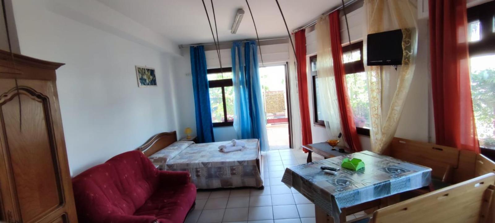 Studio with Garden View photo 1