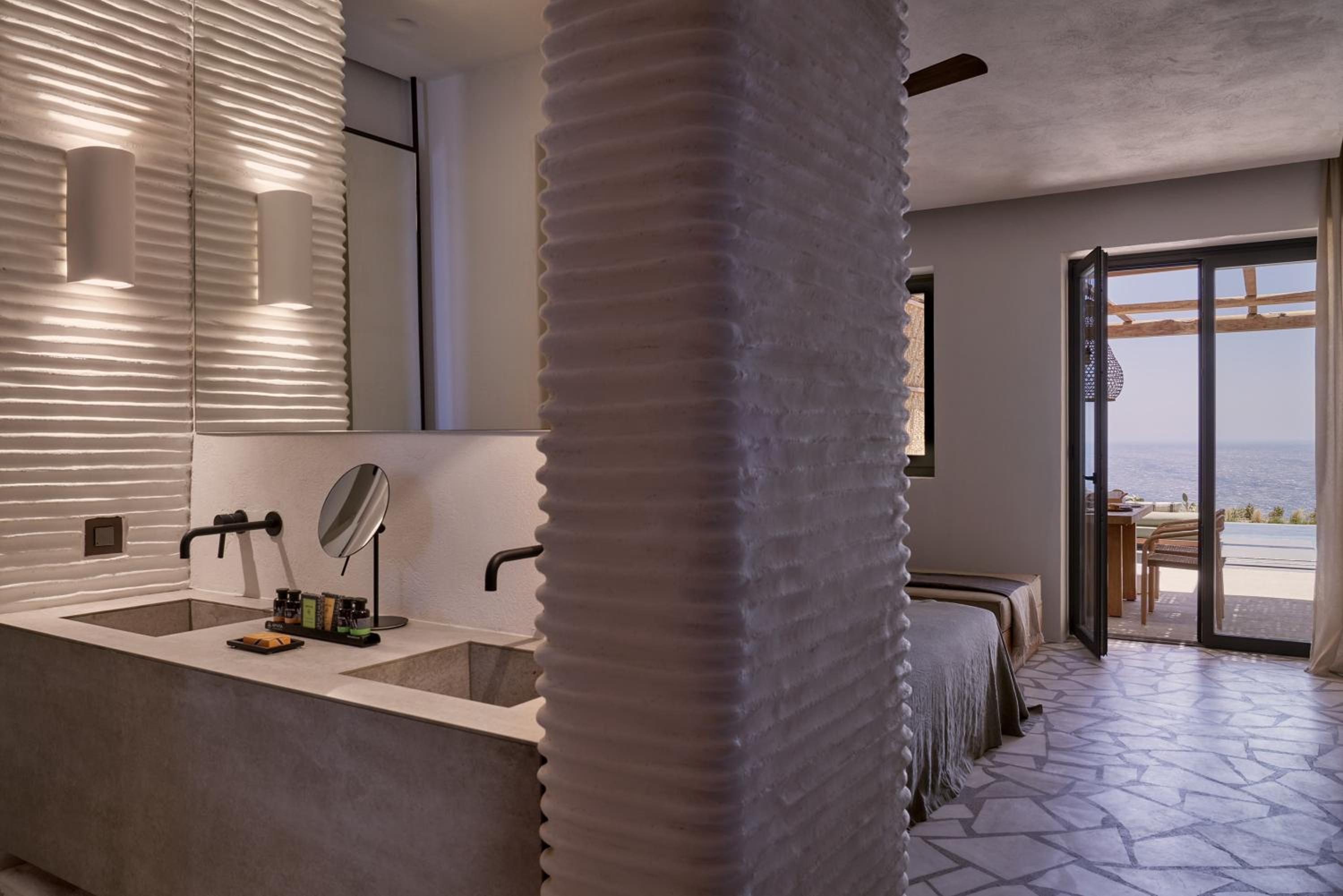 Signature Suite Sea View with Private Pool - Photo 1