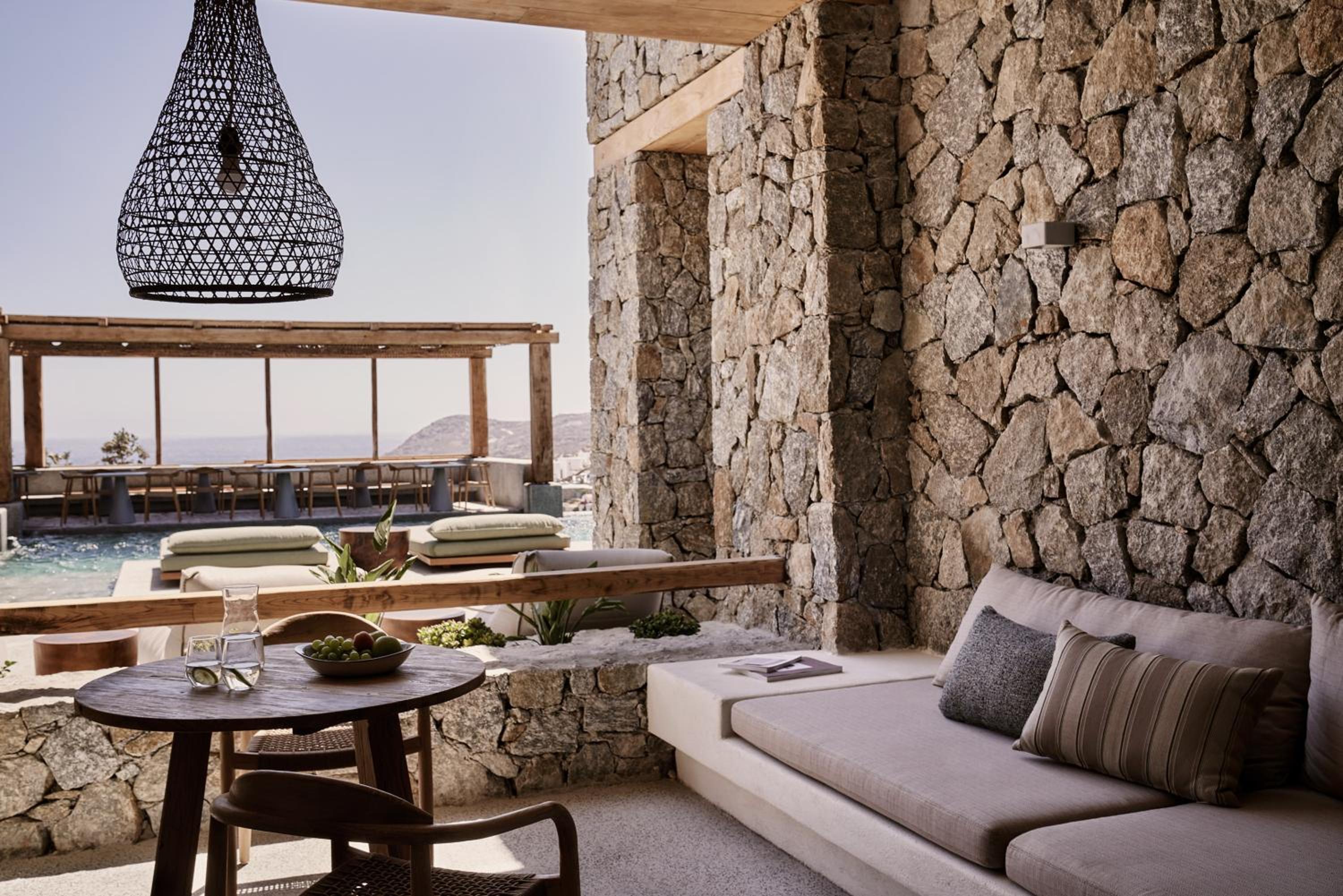 Junior Suite with Pool View - Photo 2