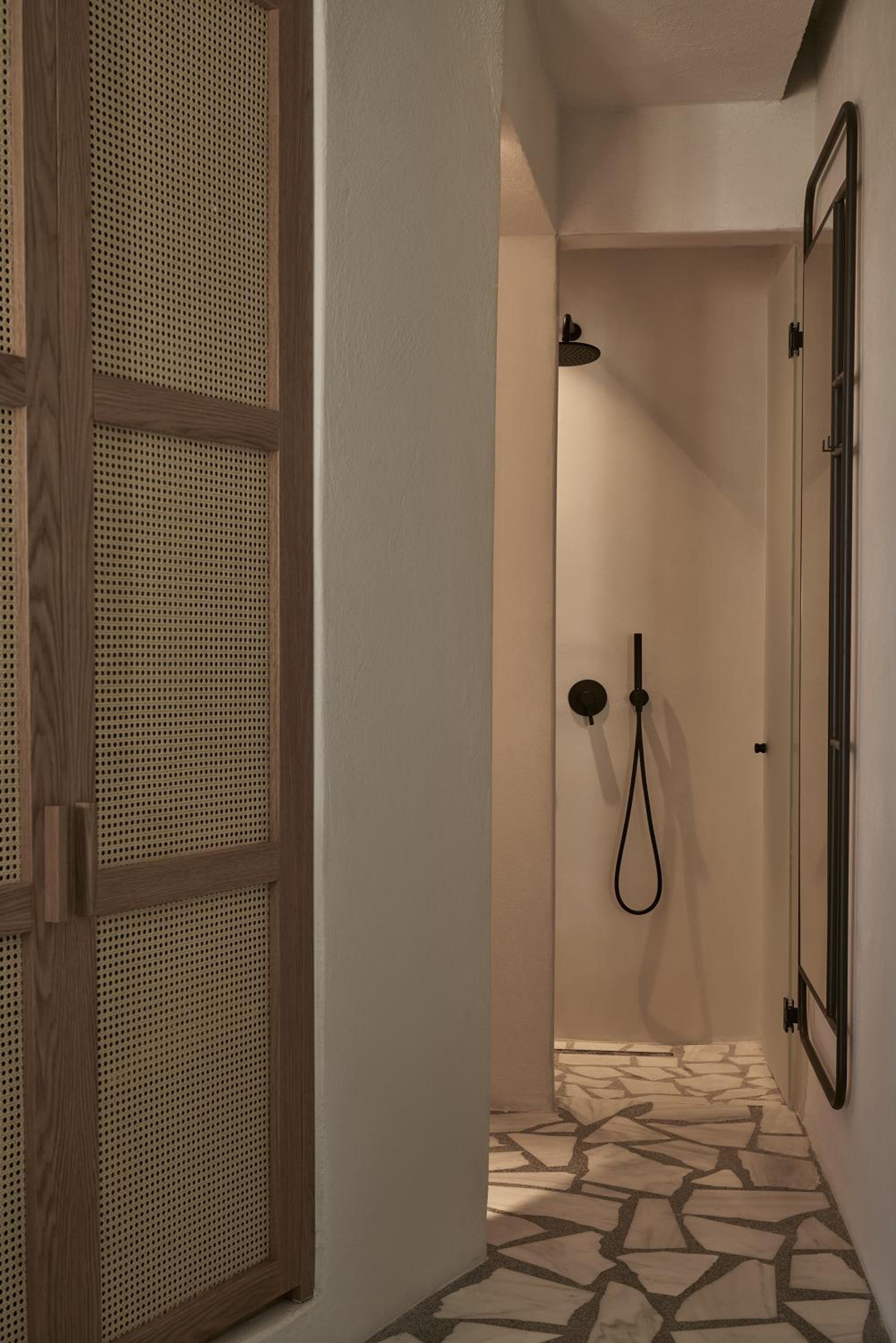 Suite with Spa Bath - Photo 8