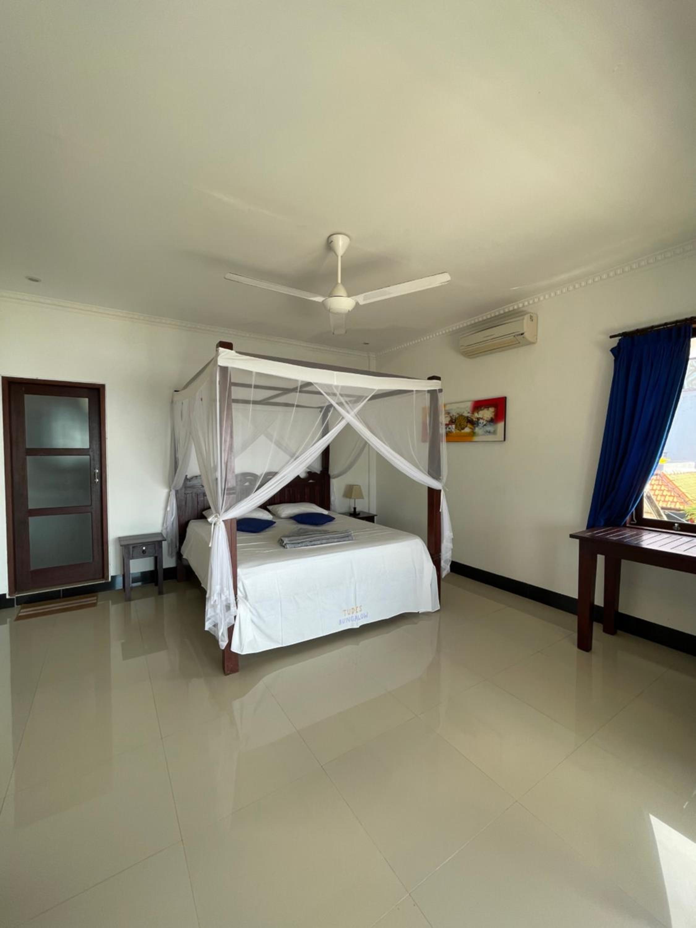 Deluxe Double Room with Balcony and Sea View photo 3