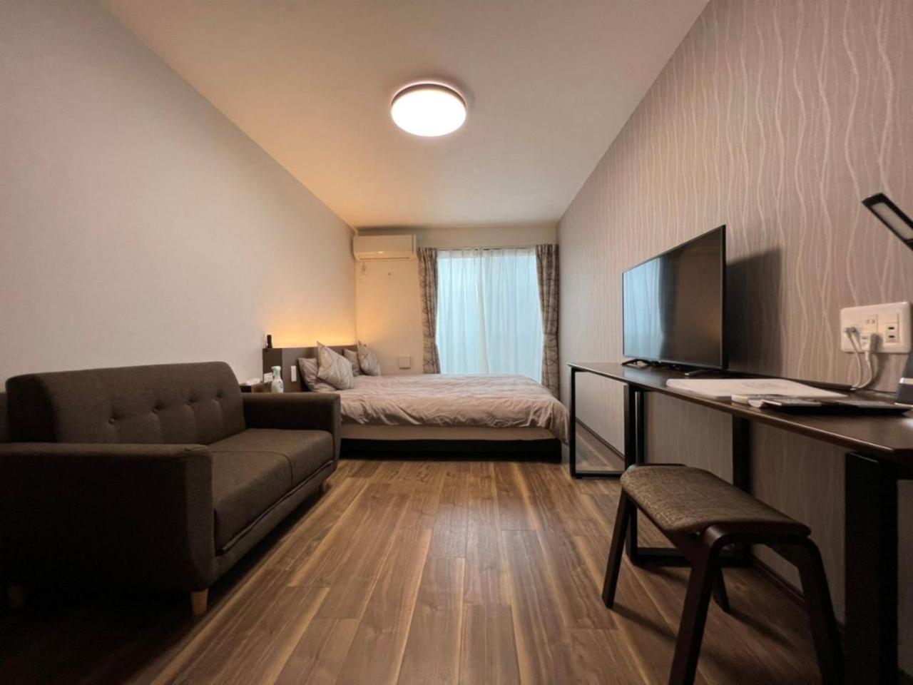 Superior Wide King Double Room with kitchen